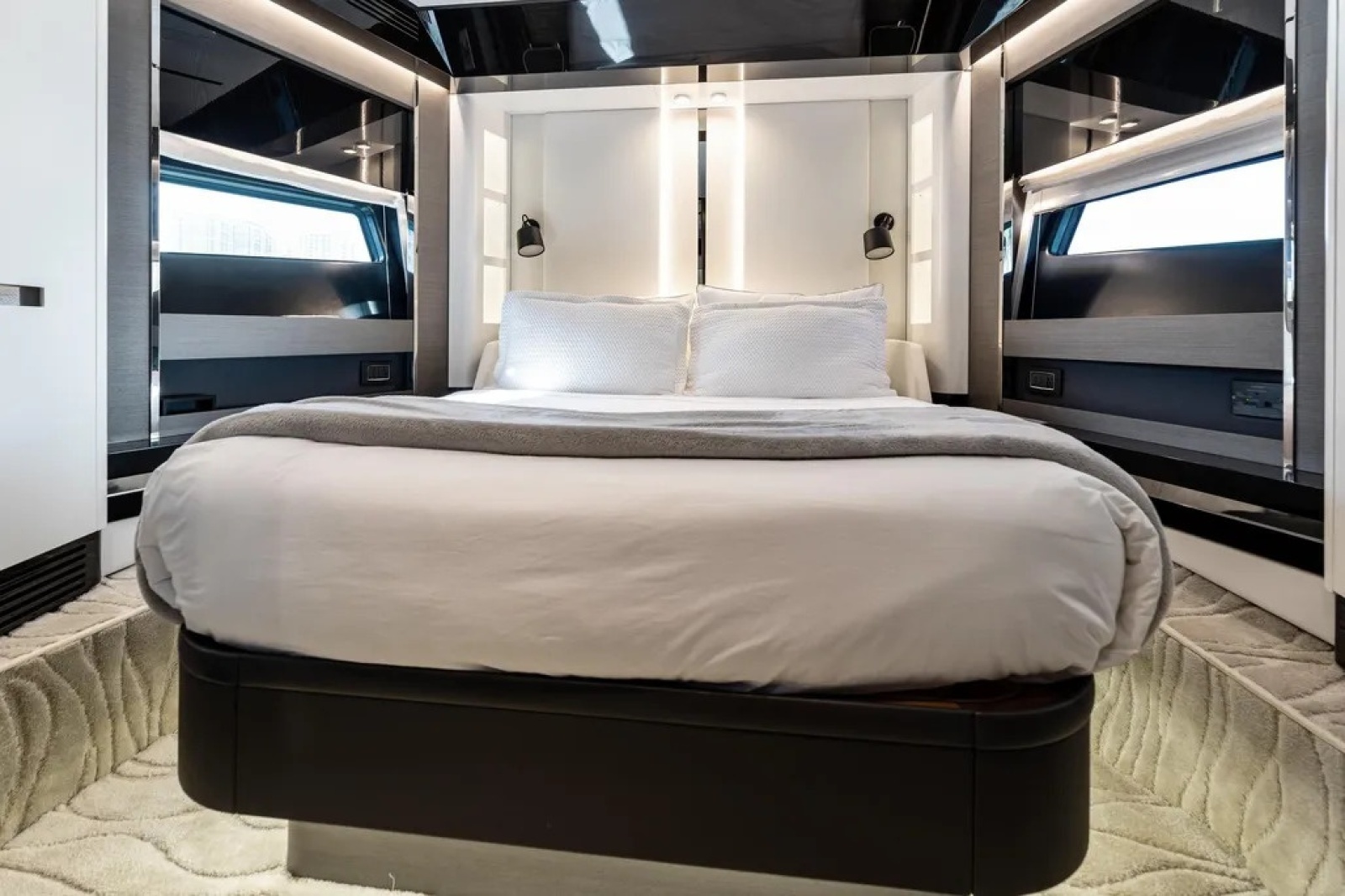 2024 Azimut 