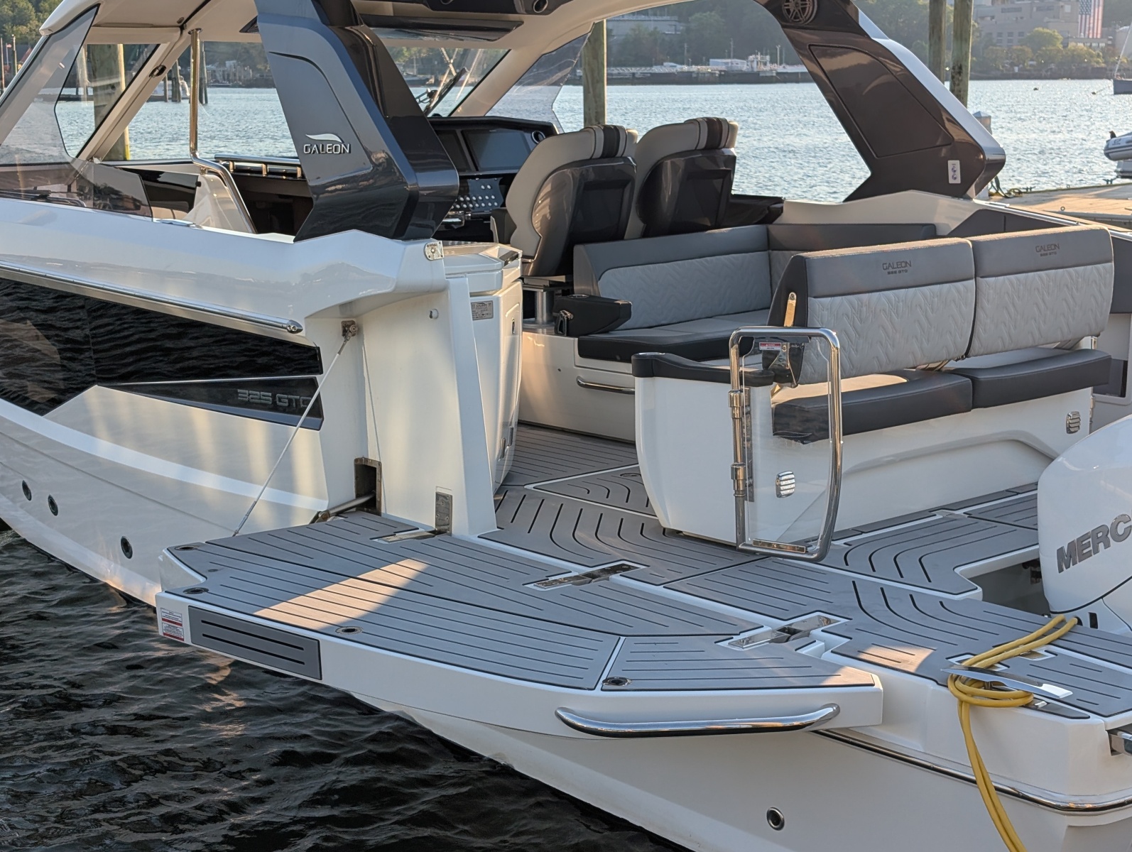 2022 Galeon