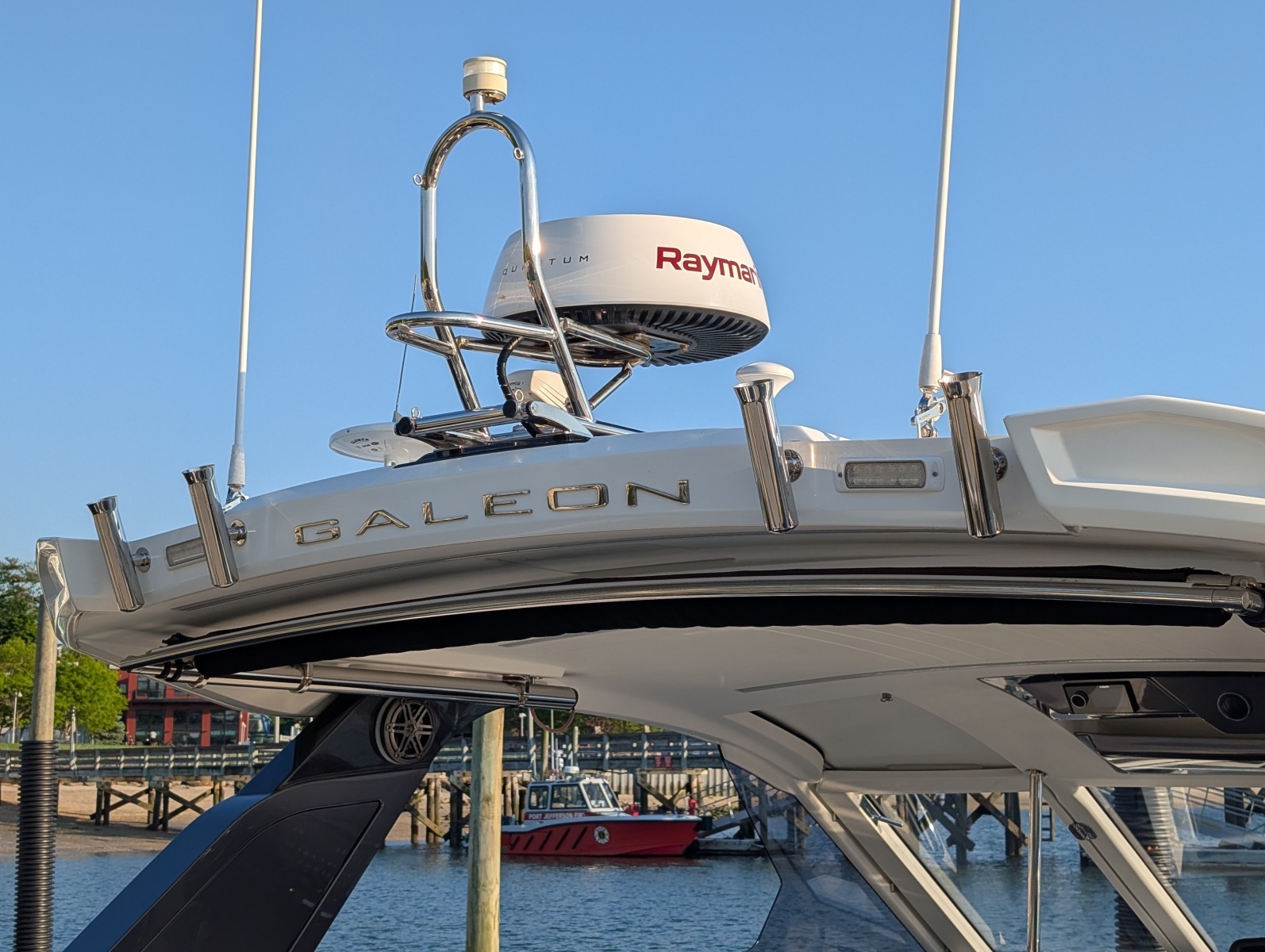 2022 Galeon 