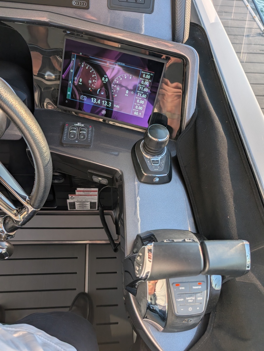 2022 Galeon 
