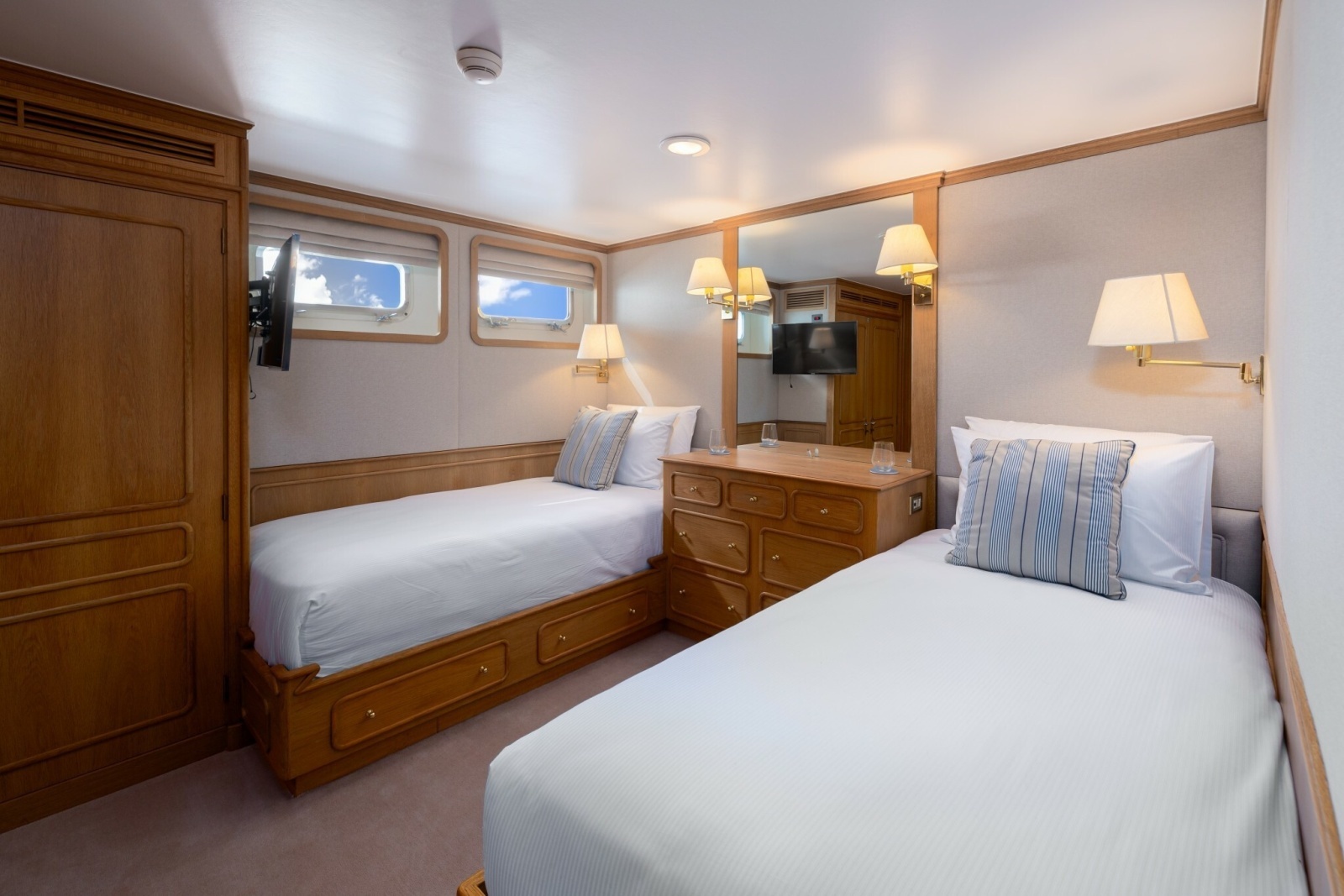 PANACHE 150ft Feadship Yacht For Sale
