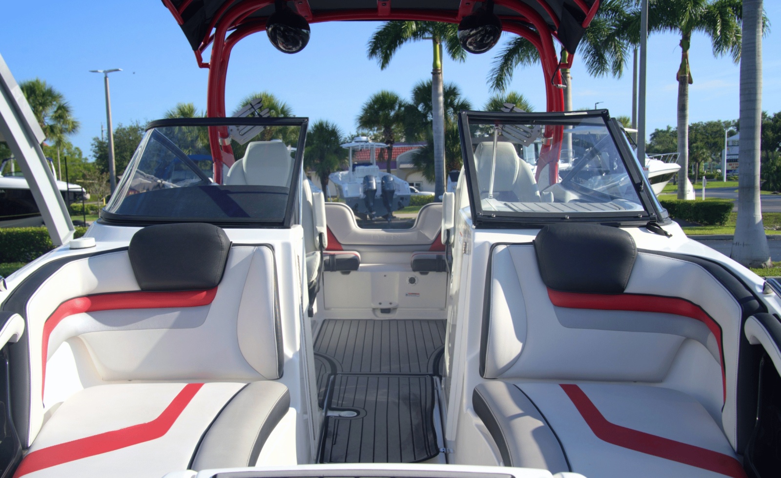 2018 Yamaha Boats 242X