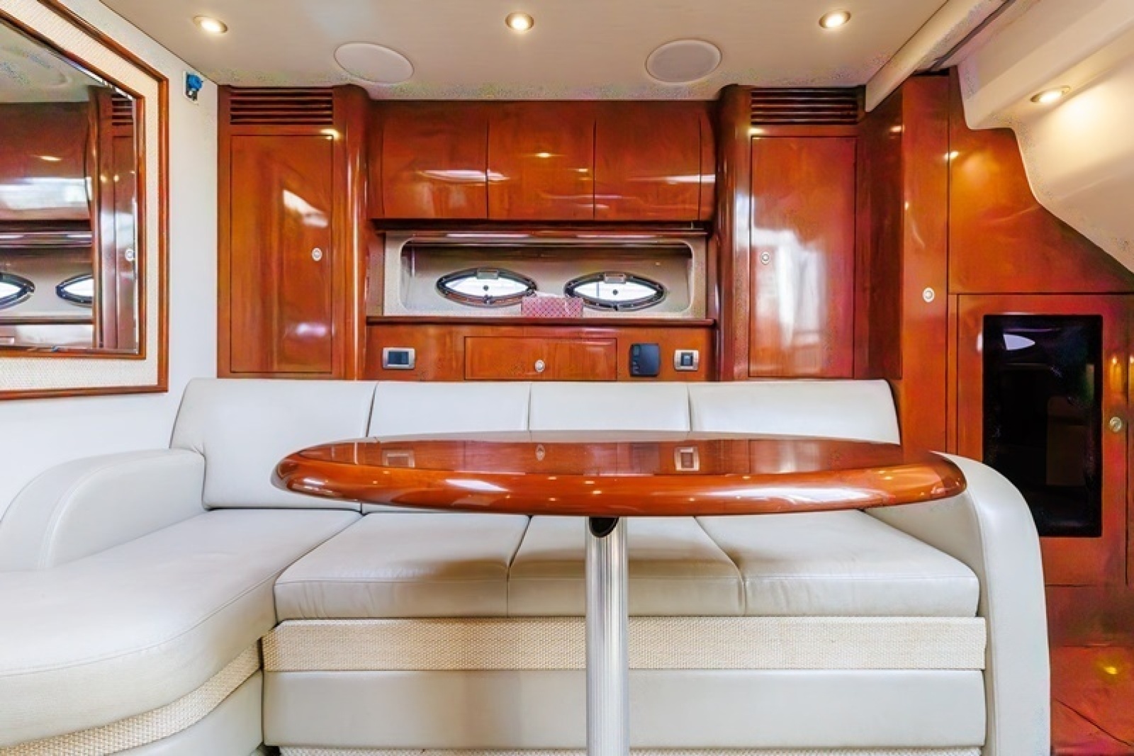 2005 Sea Ray 390 Sundancer