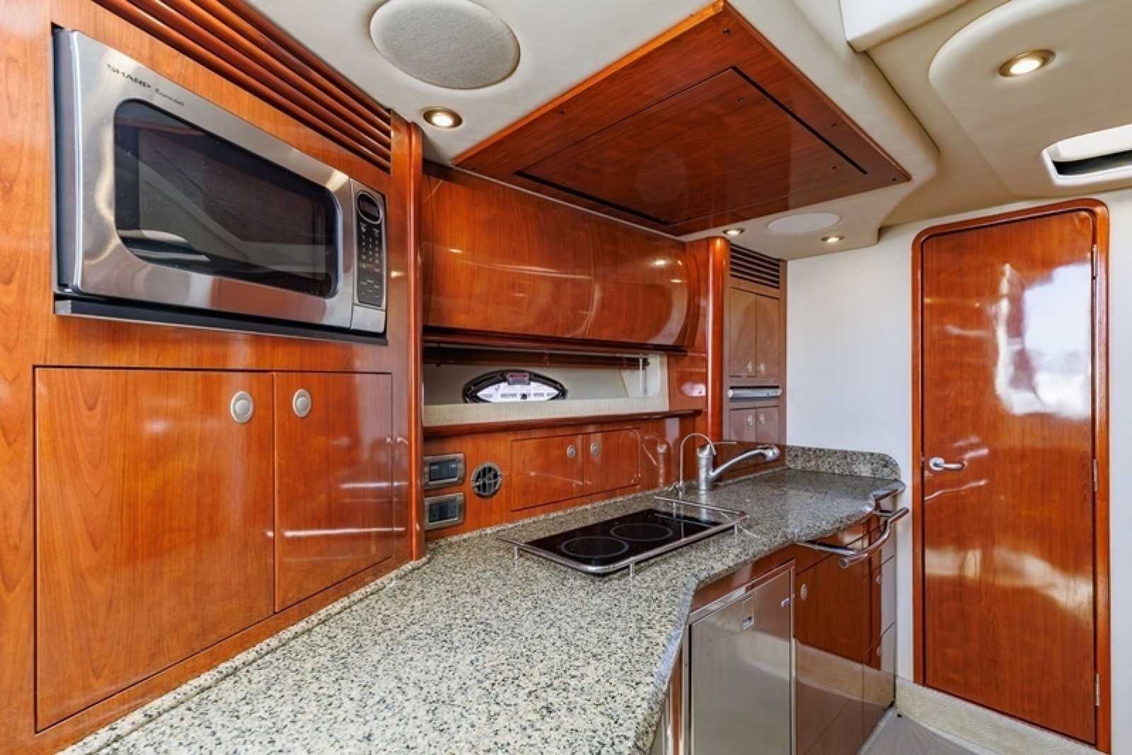 2005 Sea Ray 390 Sundancer
