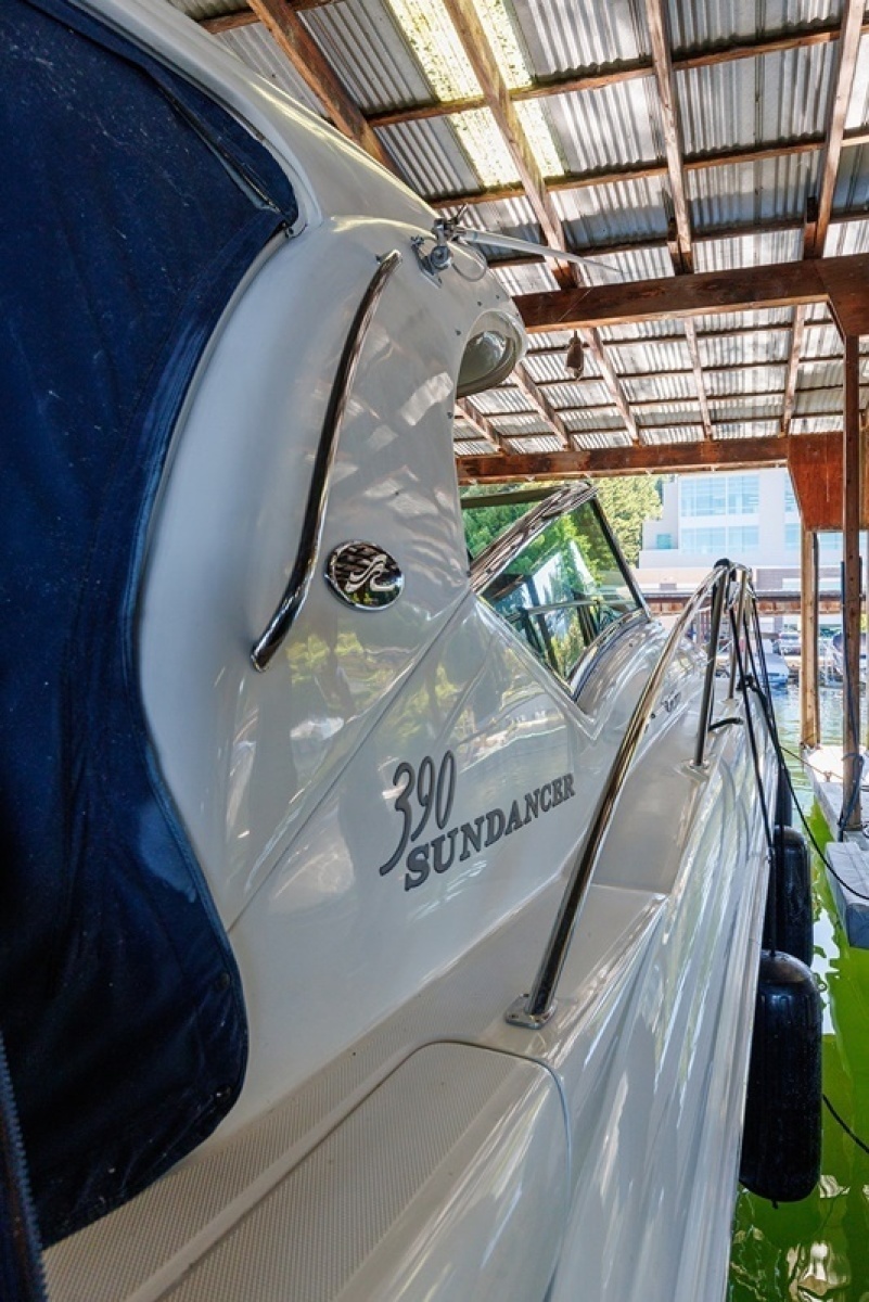 2005 Sea Ray 390 Sundancer