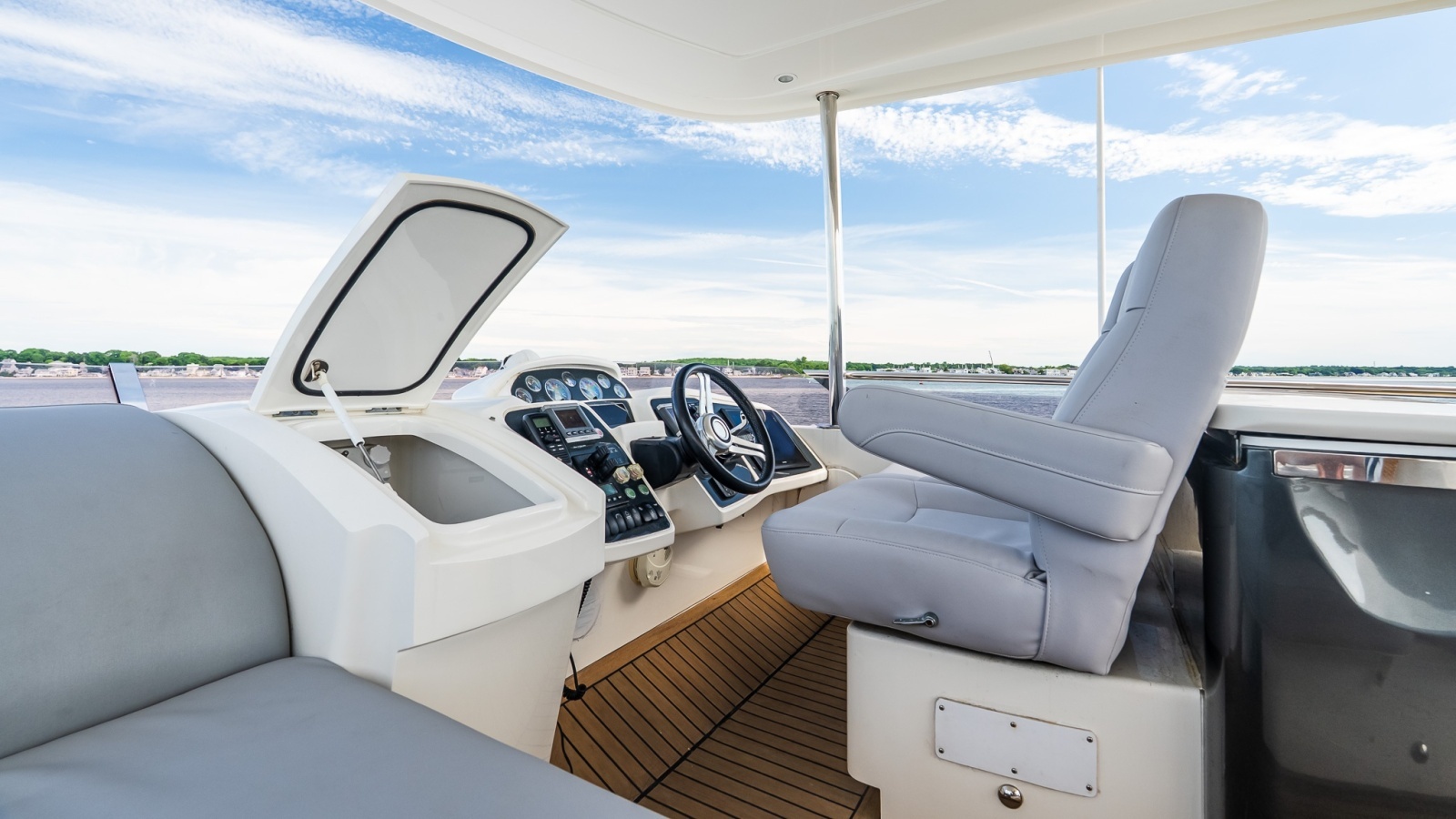 2014 Princess F52