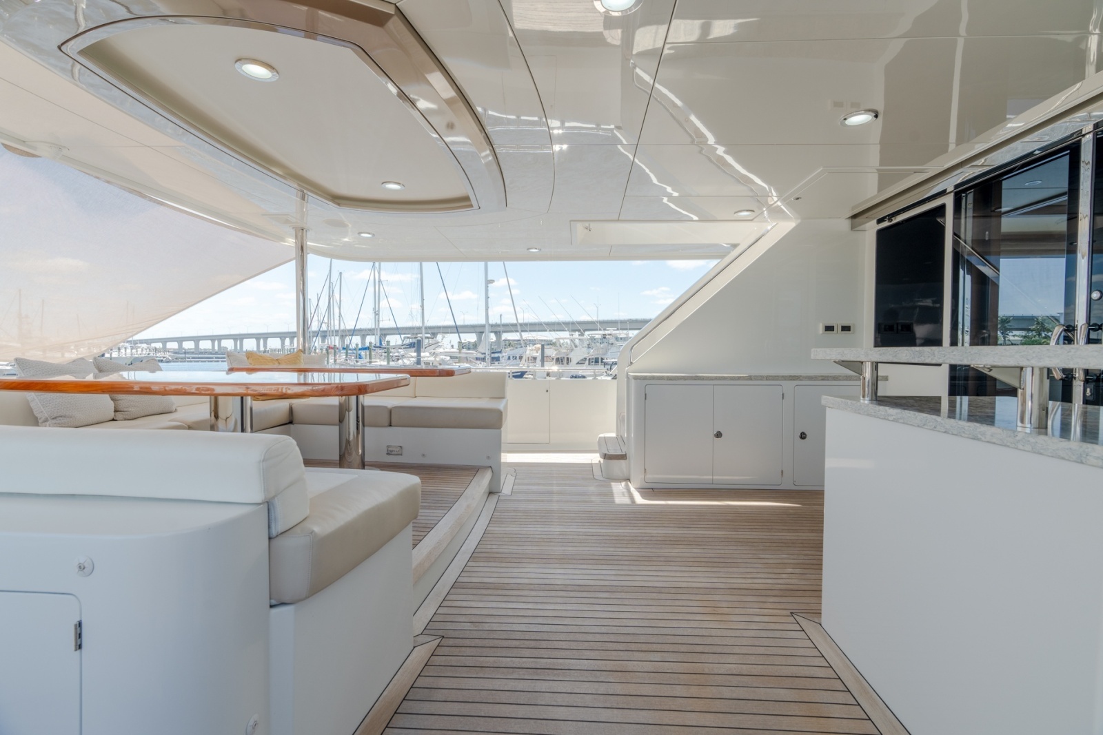 2019 Ocean Alexander 100 Motoryacht