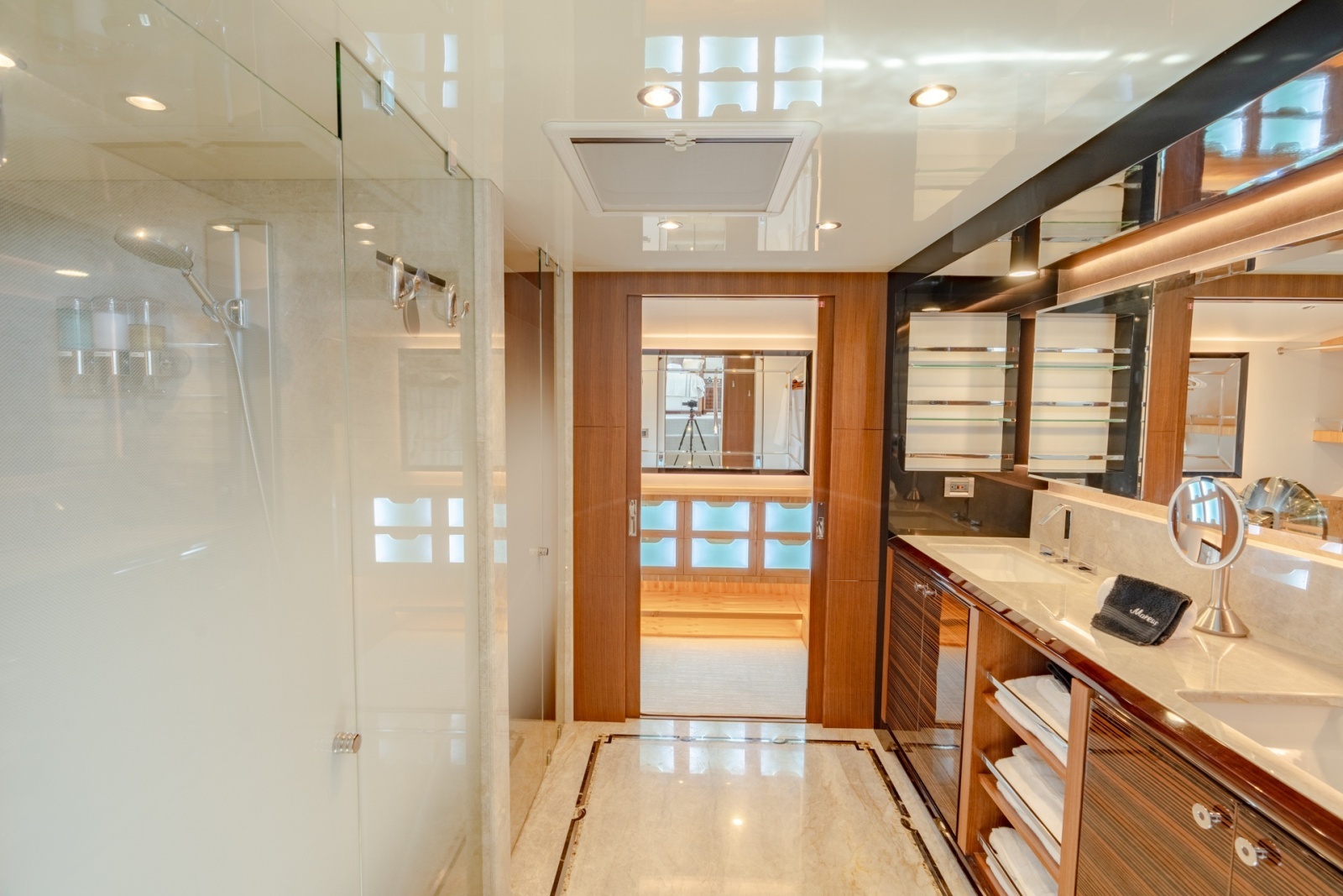 2019 Ocean Alexander 100 Motoryacht