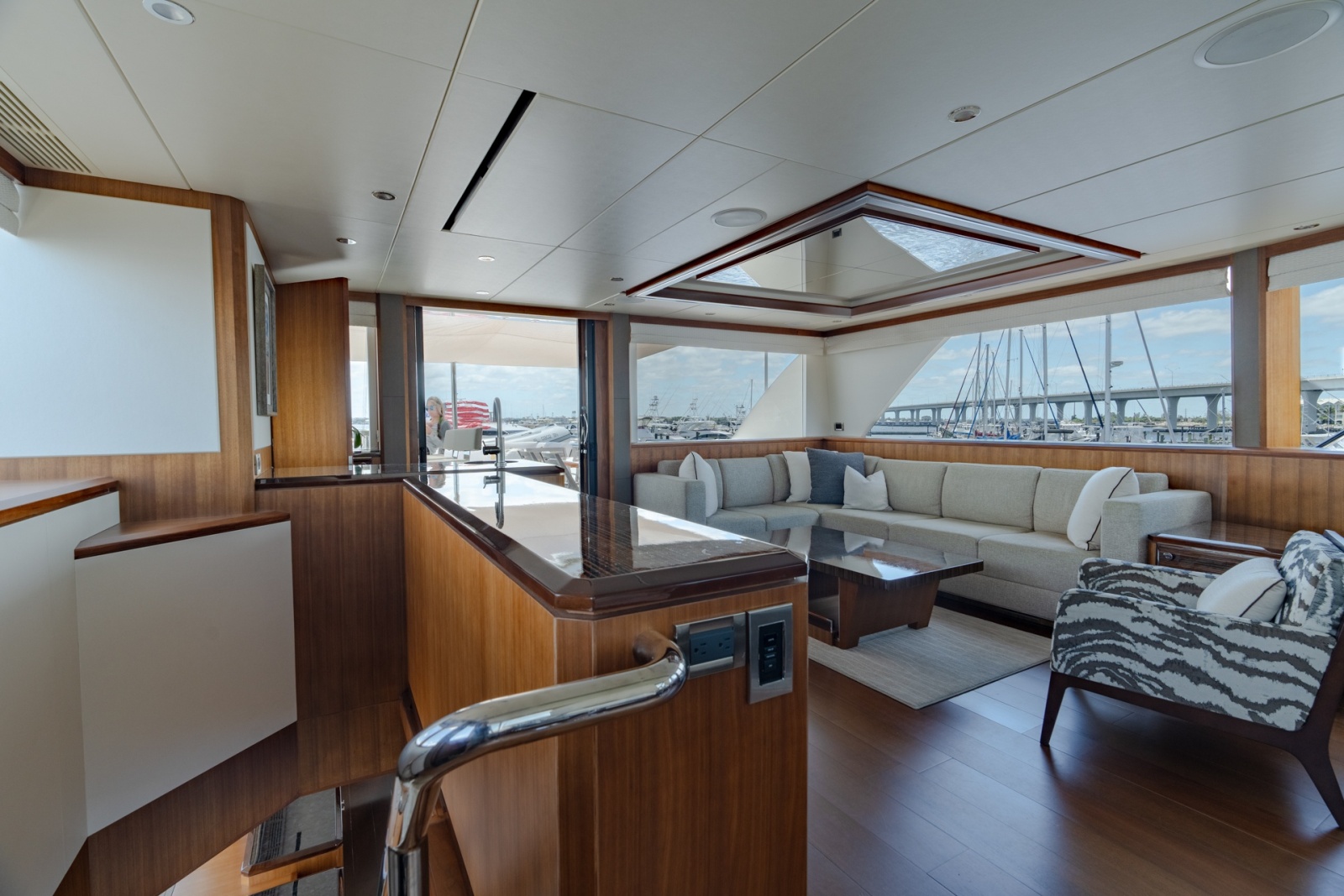 2019 Ocean Alexander 100 Motoryacht