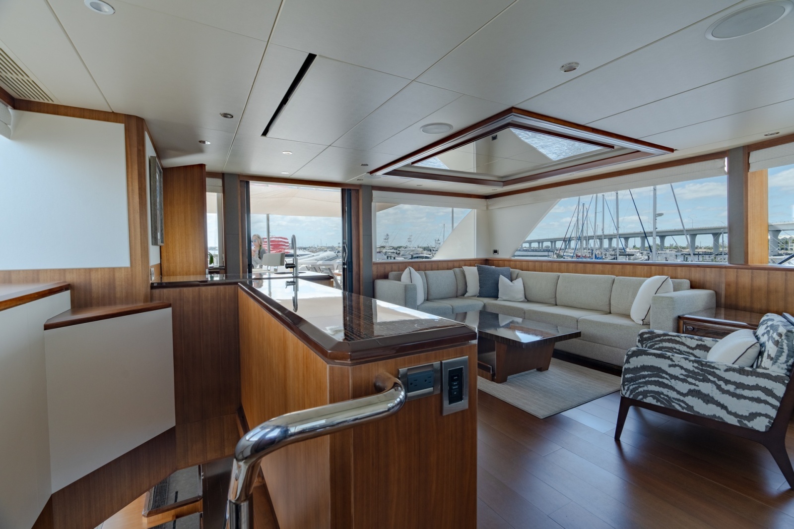 2019 Ocean Alexander 100 Motoryacht