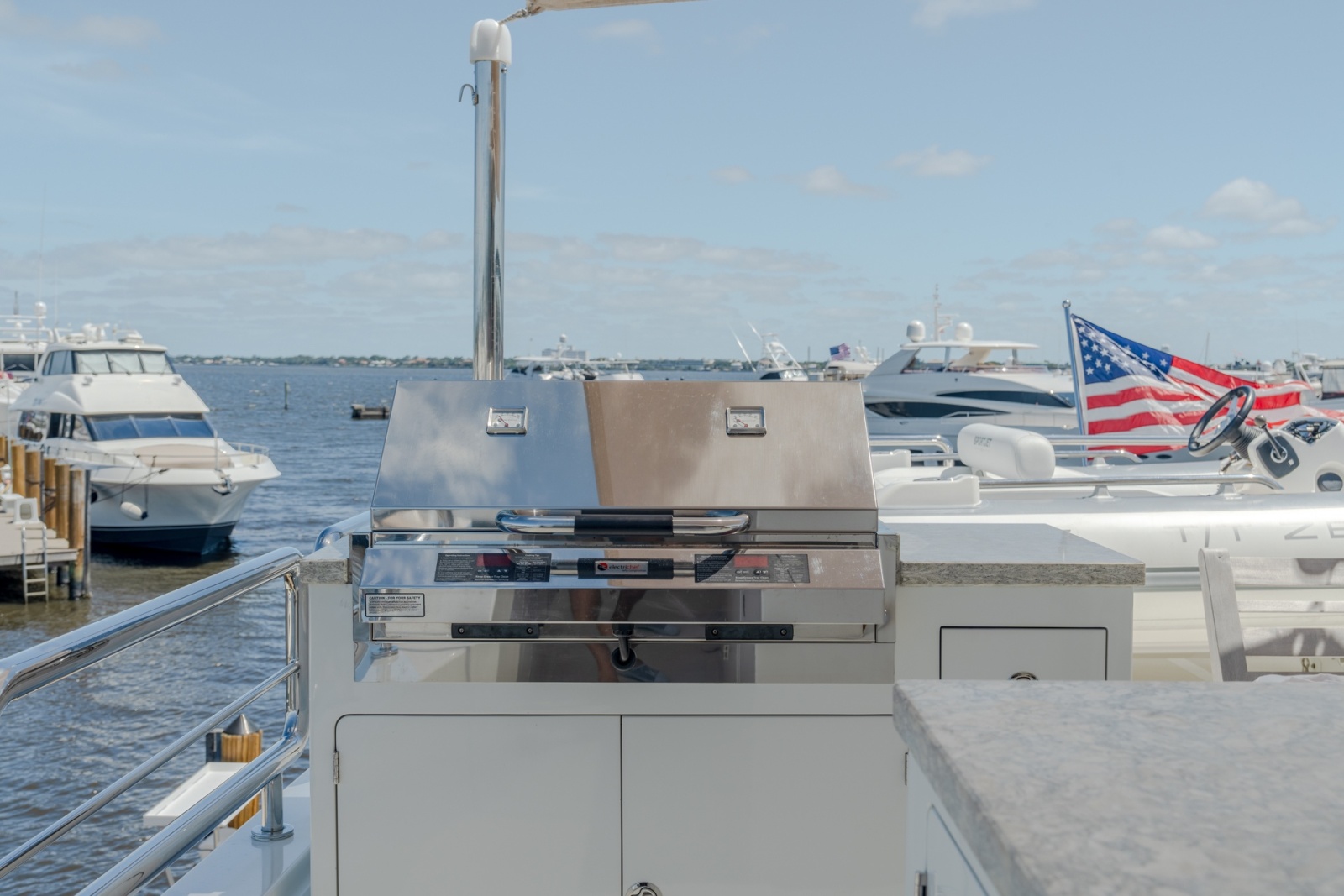 2019 Ocean Alexander 100 Motoryacht