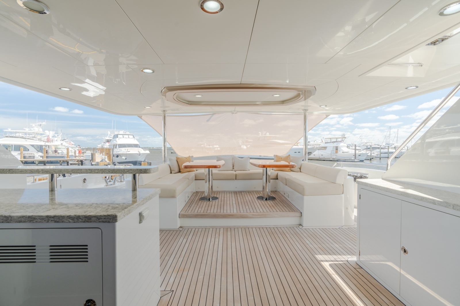 2019 Ocean Alexander 100 Motoryacht