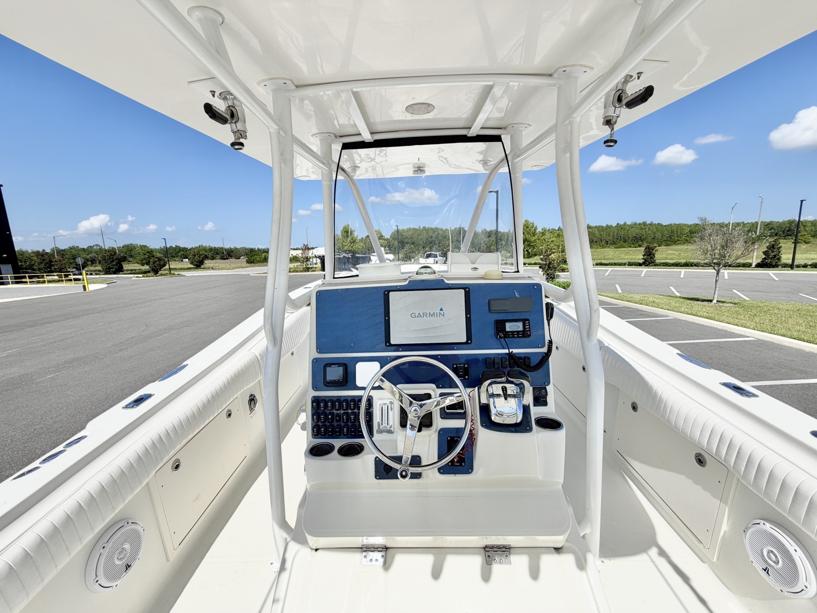 2004 Hydra-Sports 3300 CC