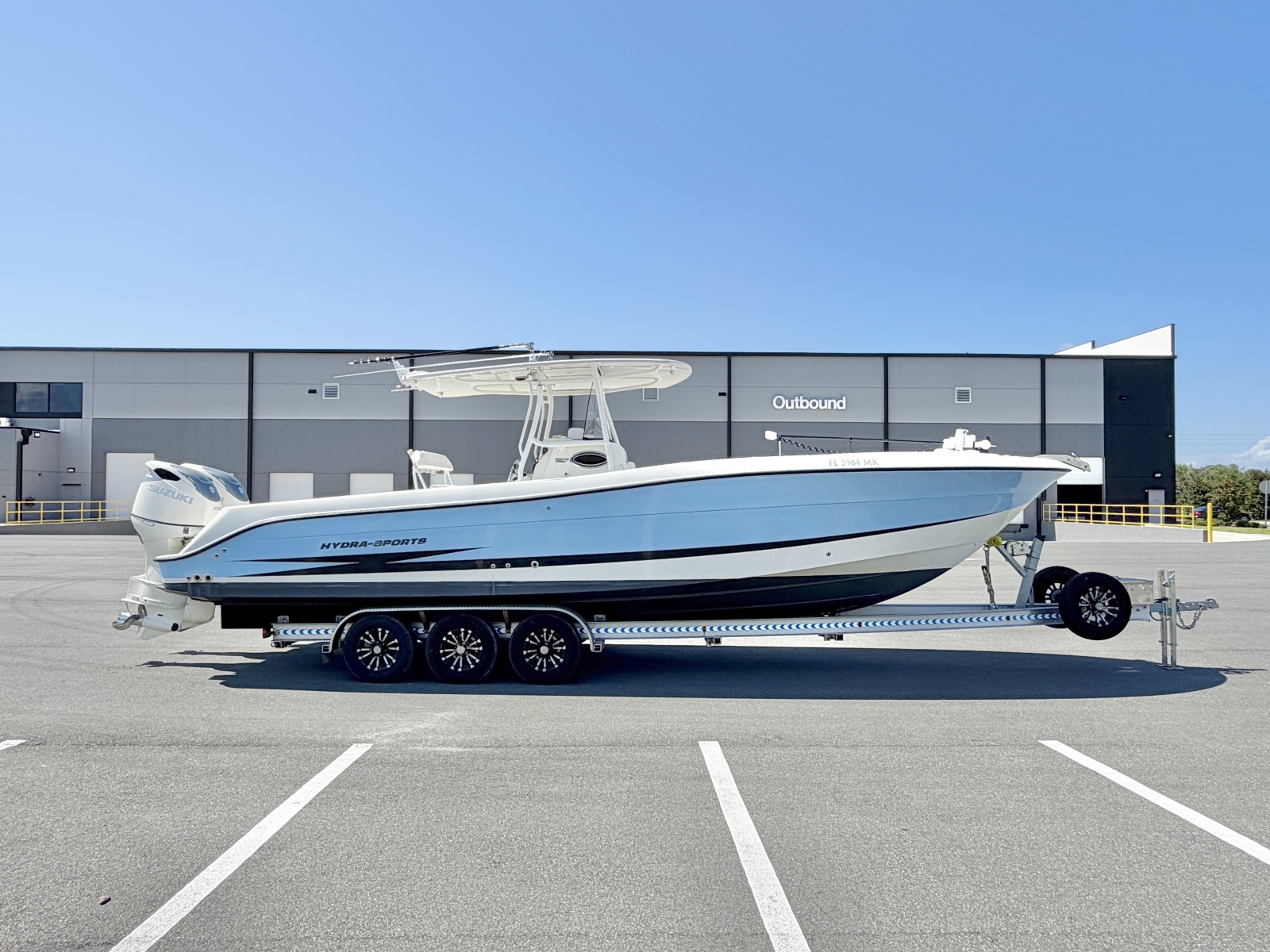 2004 Hydra-Sports 3300 CC