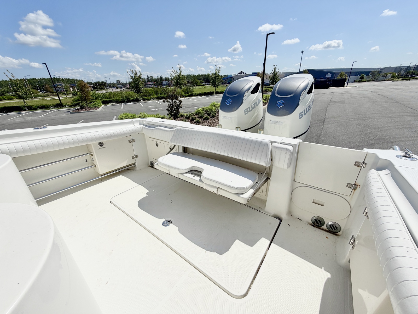 2004 Hydra-Sports 3300 CC