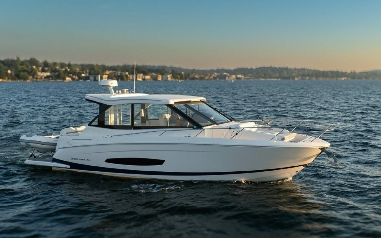 2024 Regal 36 Grand Coupe