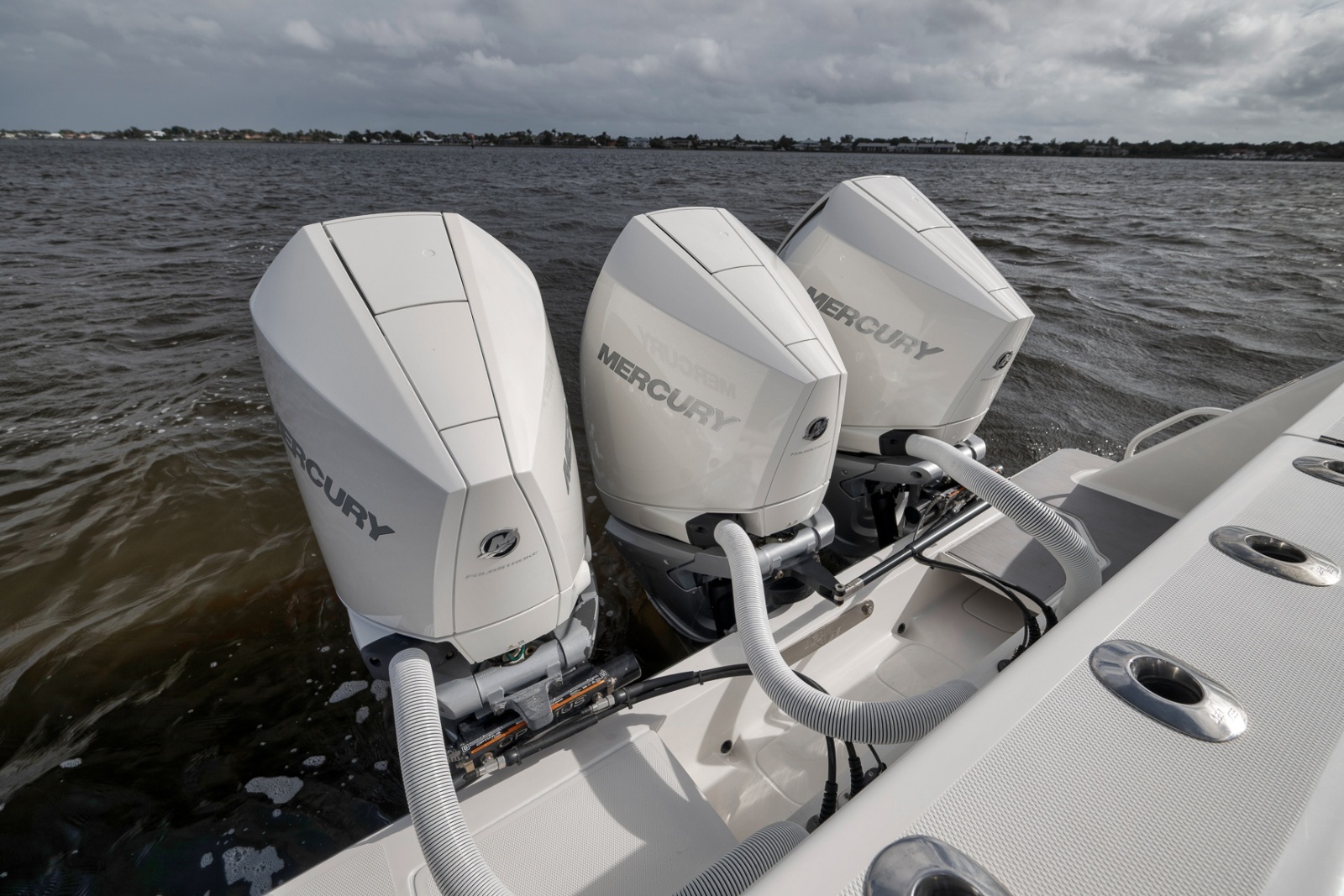 2022 SeaVee 370Z
