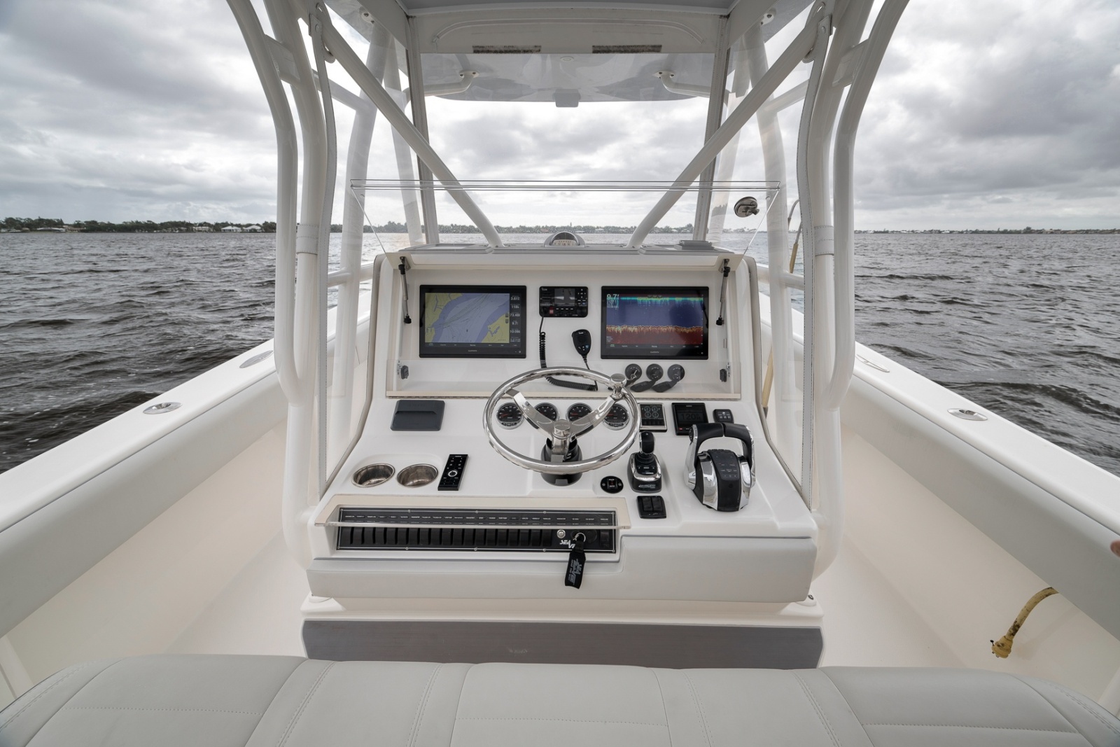 2022 SeaVee 370Z