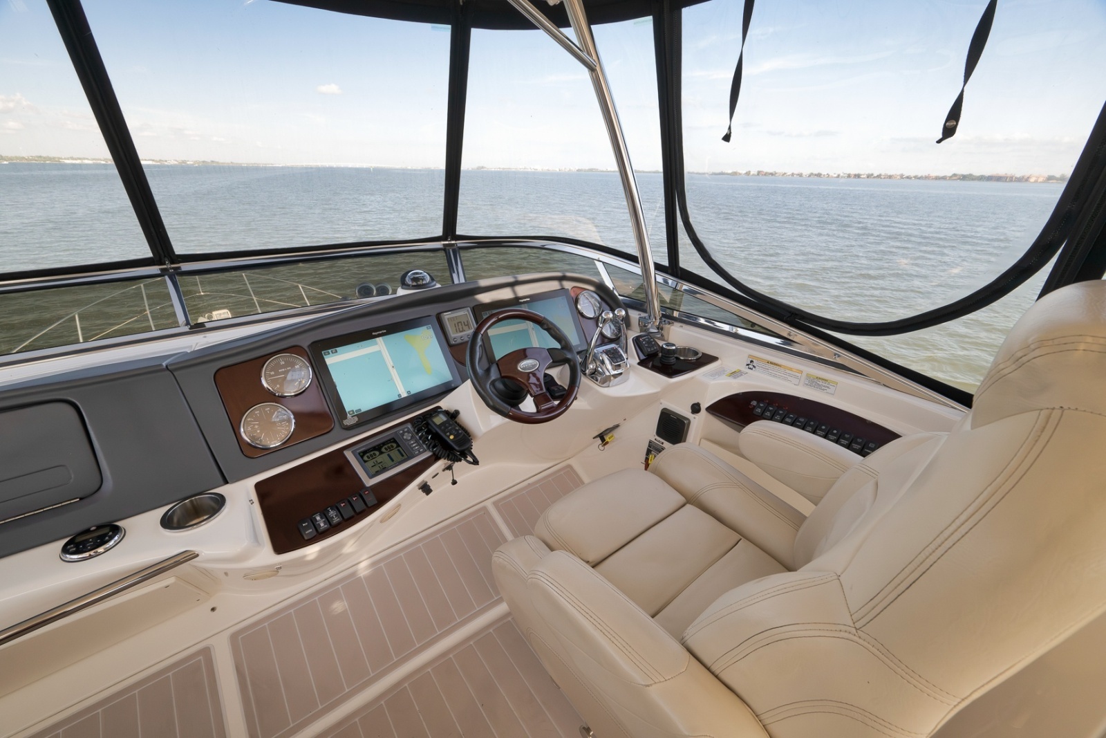 2012 Meridian 441 Sedan