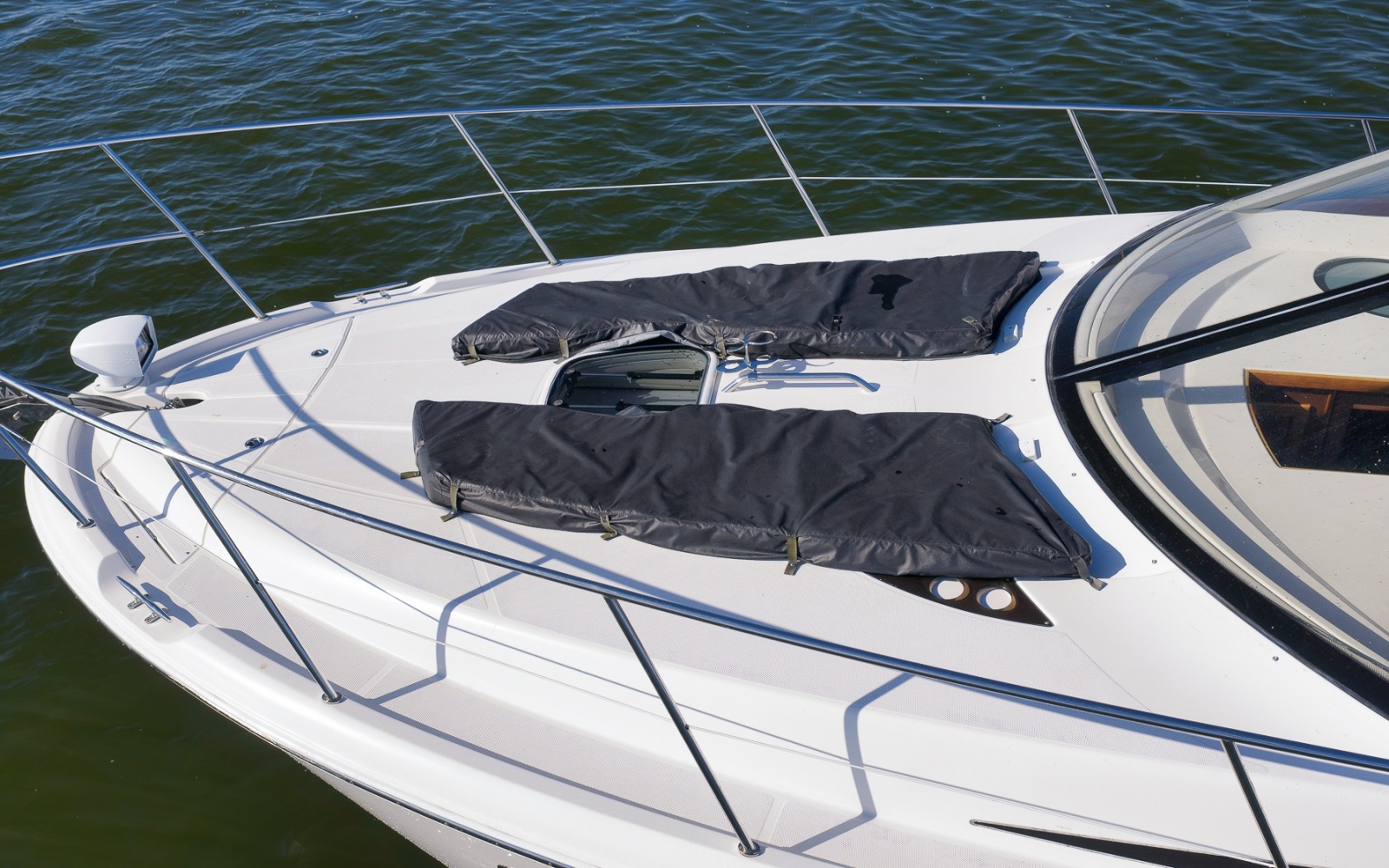 2012 Meridian 441 Sedan