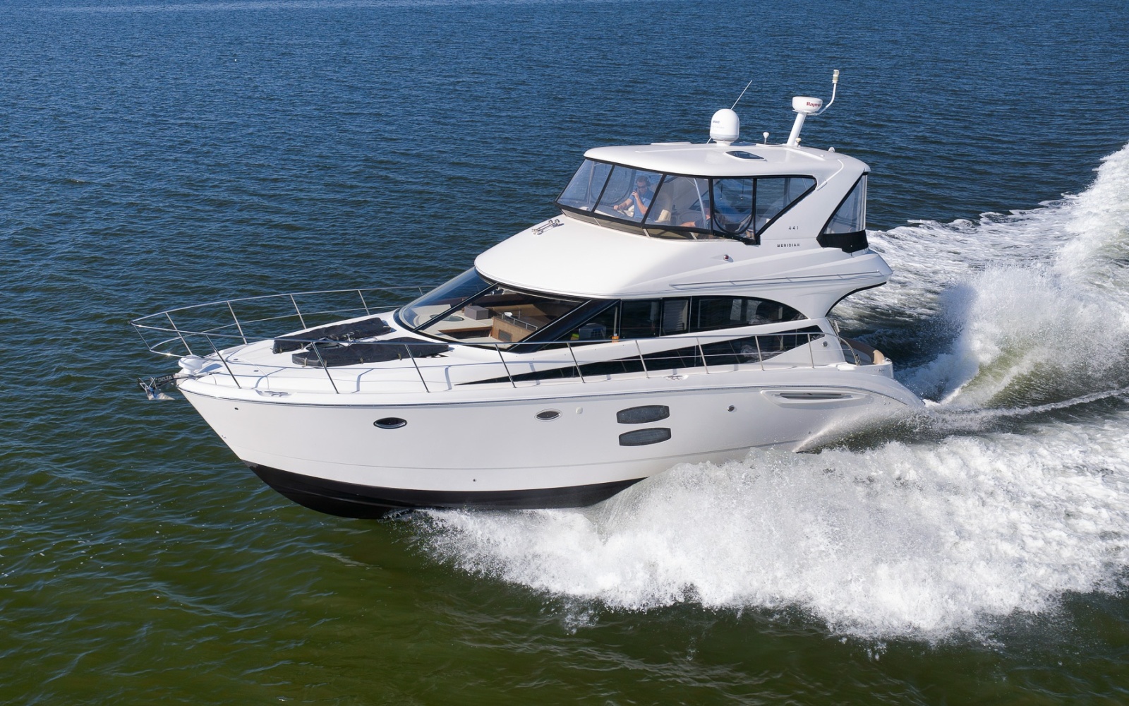 2012 Meridian 441 Sedan