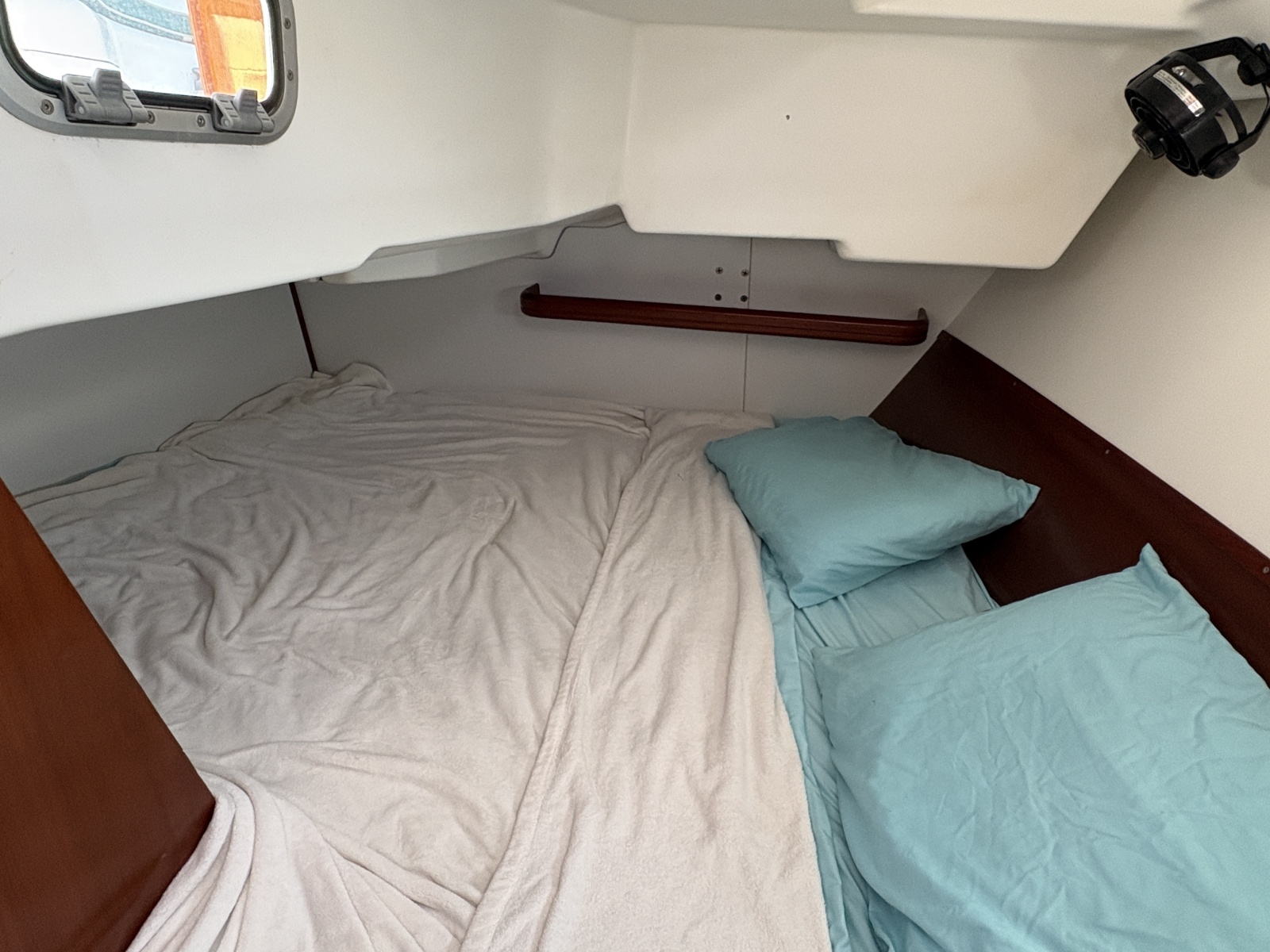 2006 Beneteau 373