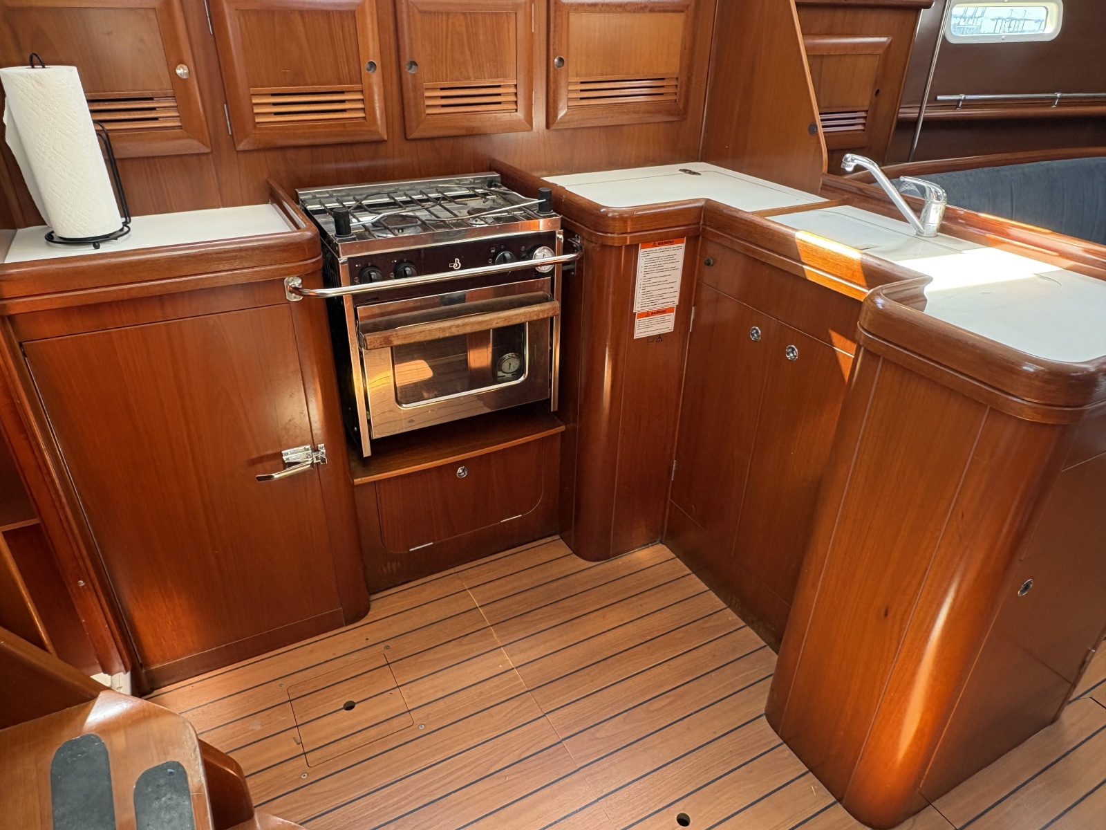 2006 Beneteau 373
