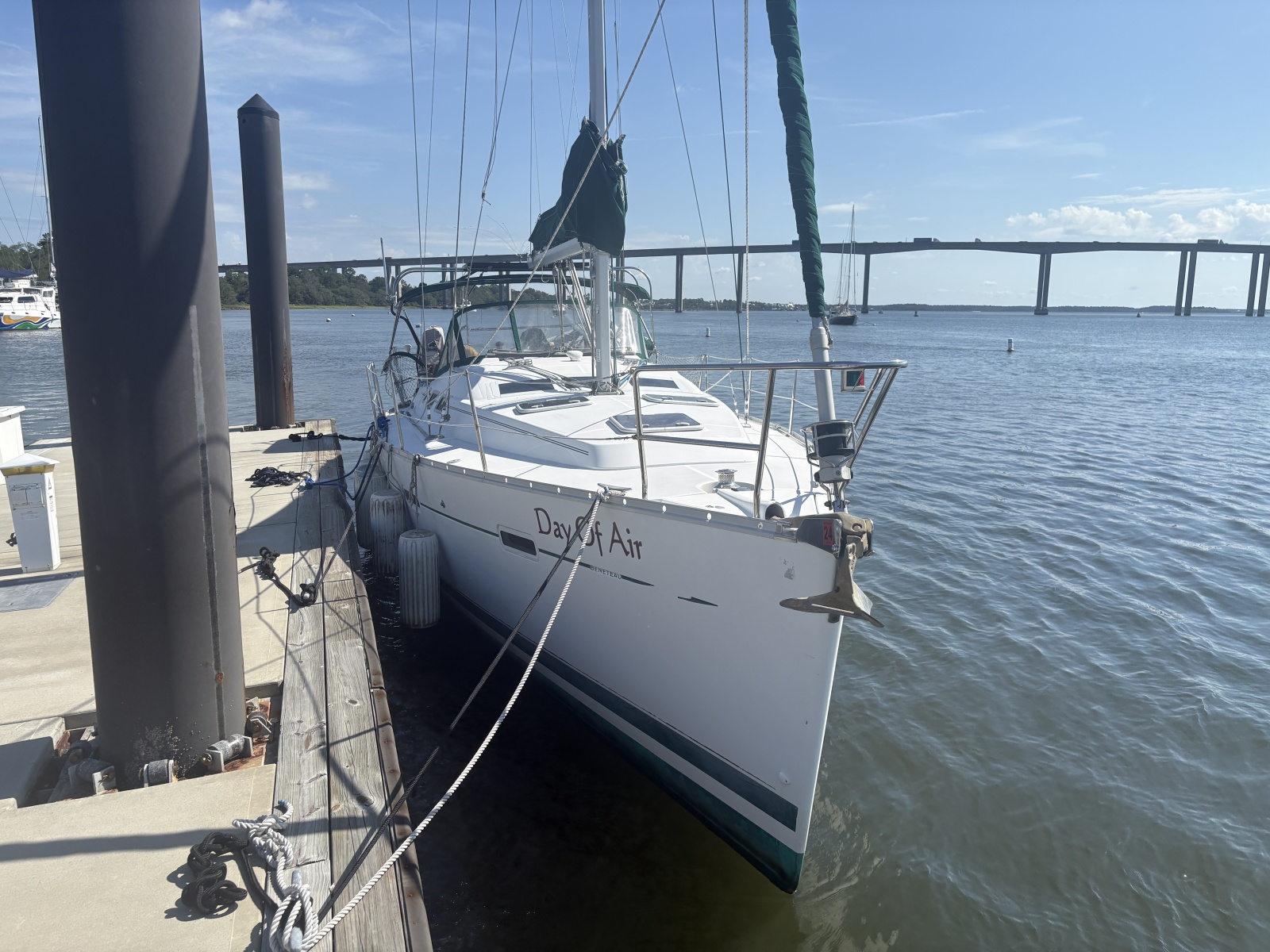 2006 Beneteau 373