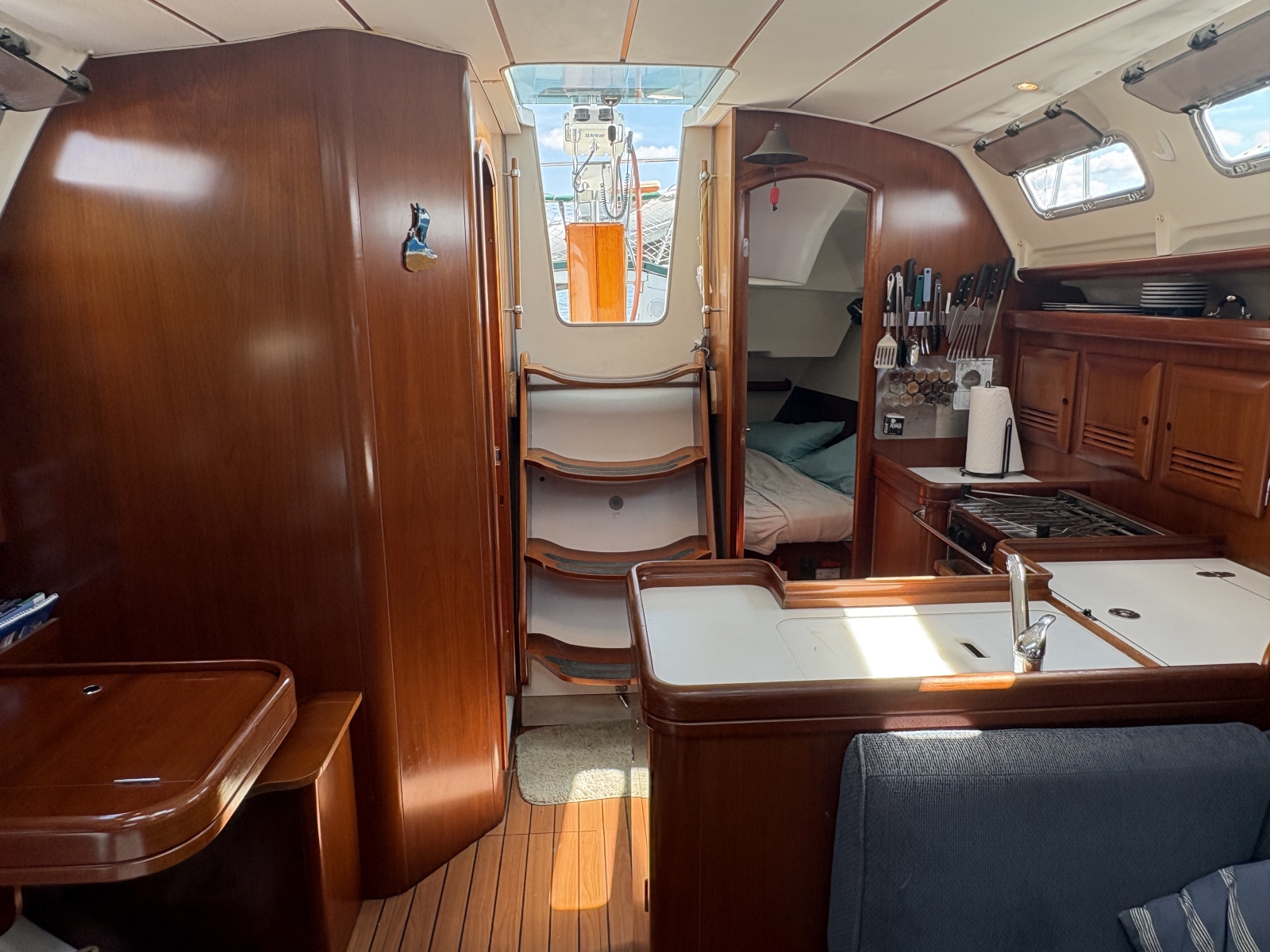 2006 Beneteau 373