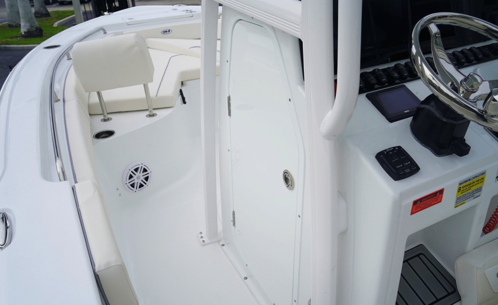 2027 Sea Hunt Ultra 229