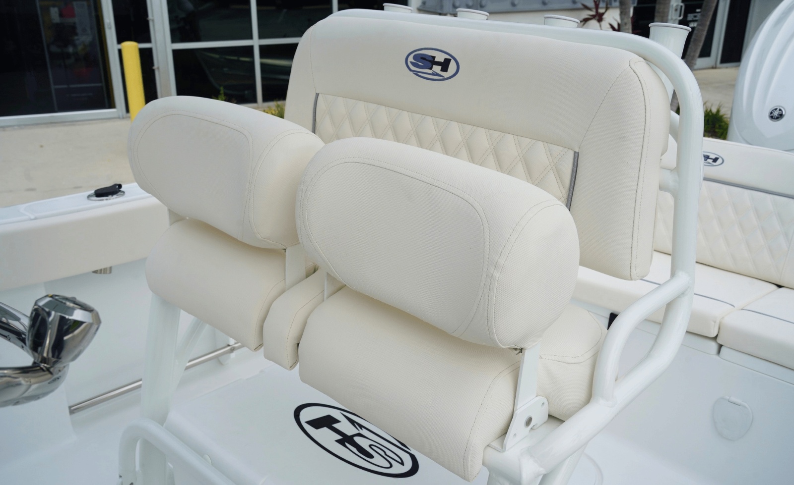 2027 Sea Hunt Ultra 229