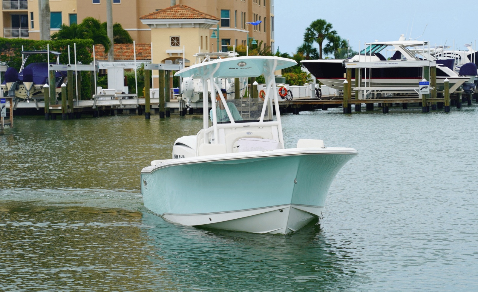 2027 Sea Hunt Ultra 229