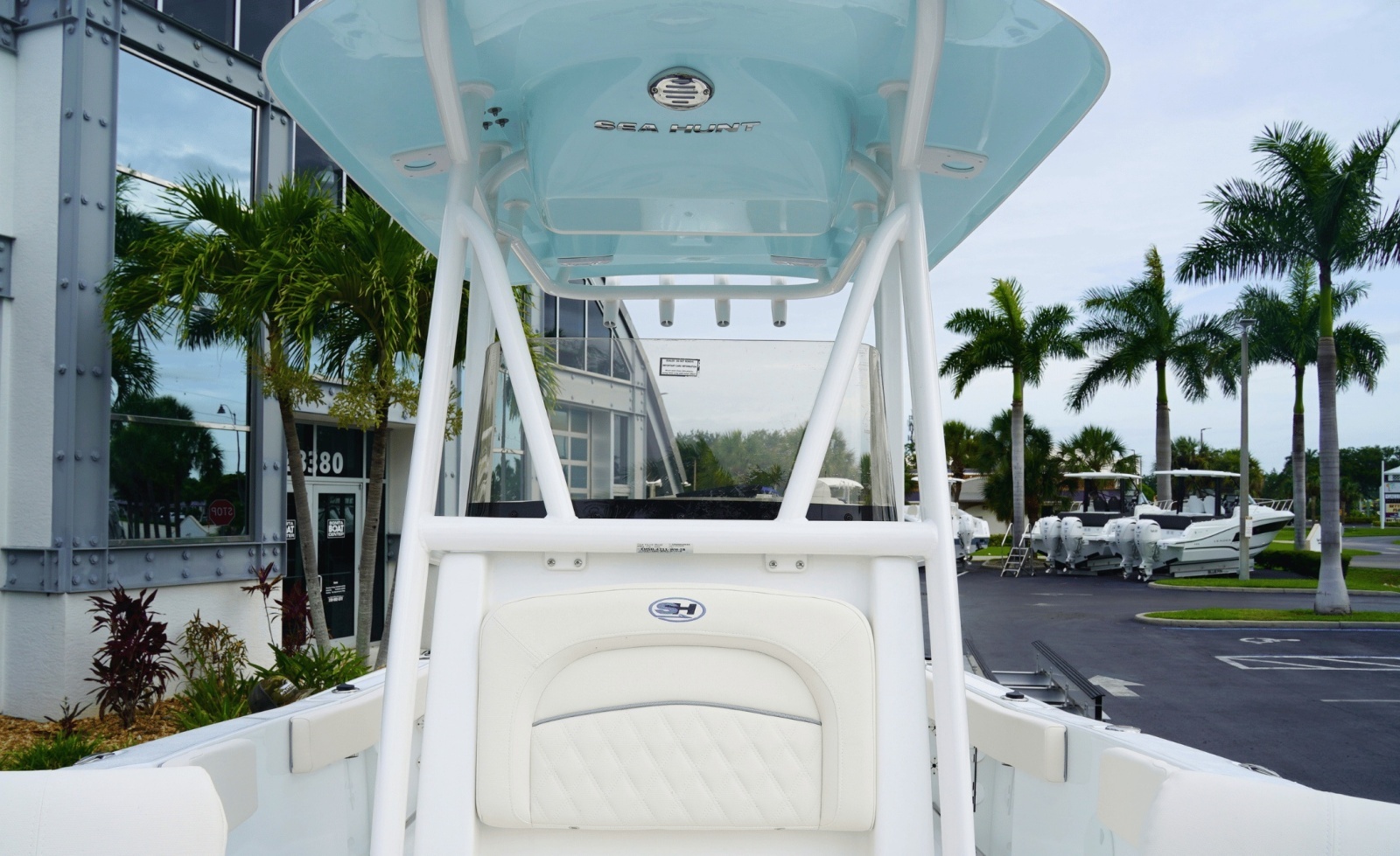 2027 Sea Hunt Ultra 229