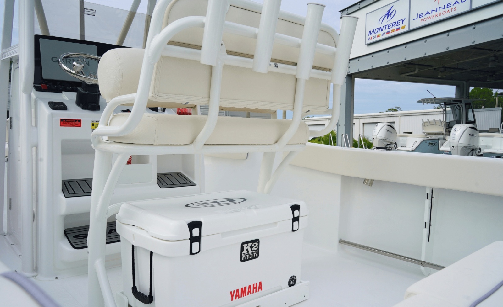 2027 Sea Hunt Ultra 229
