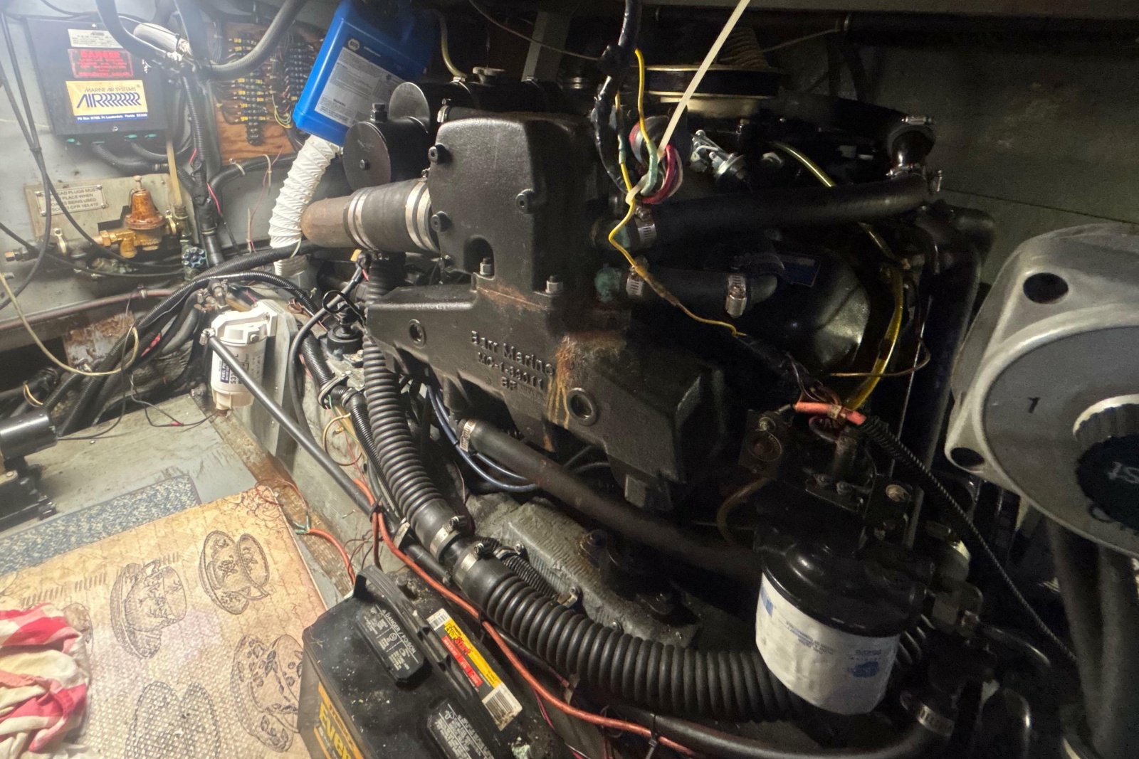 1984 Chris-Craft 381 Catalina