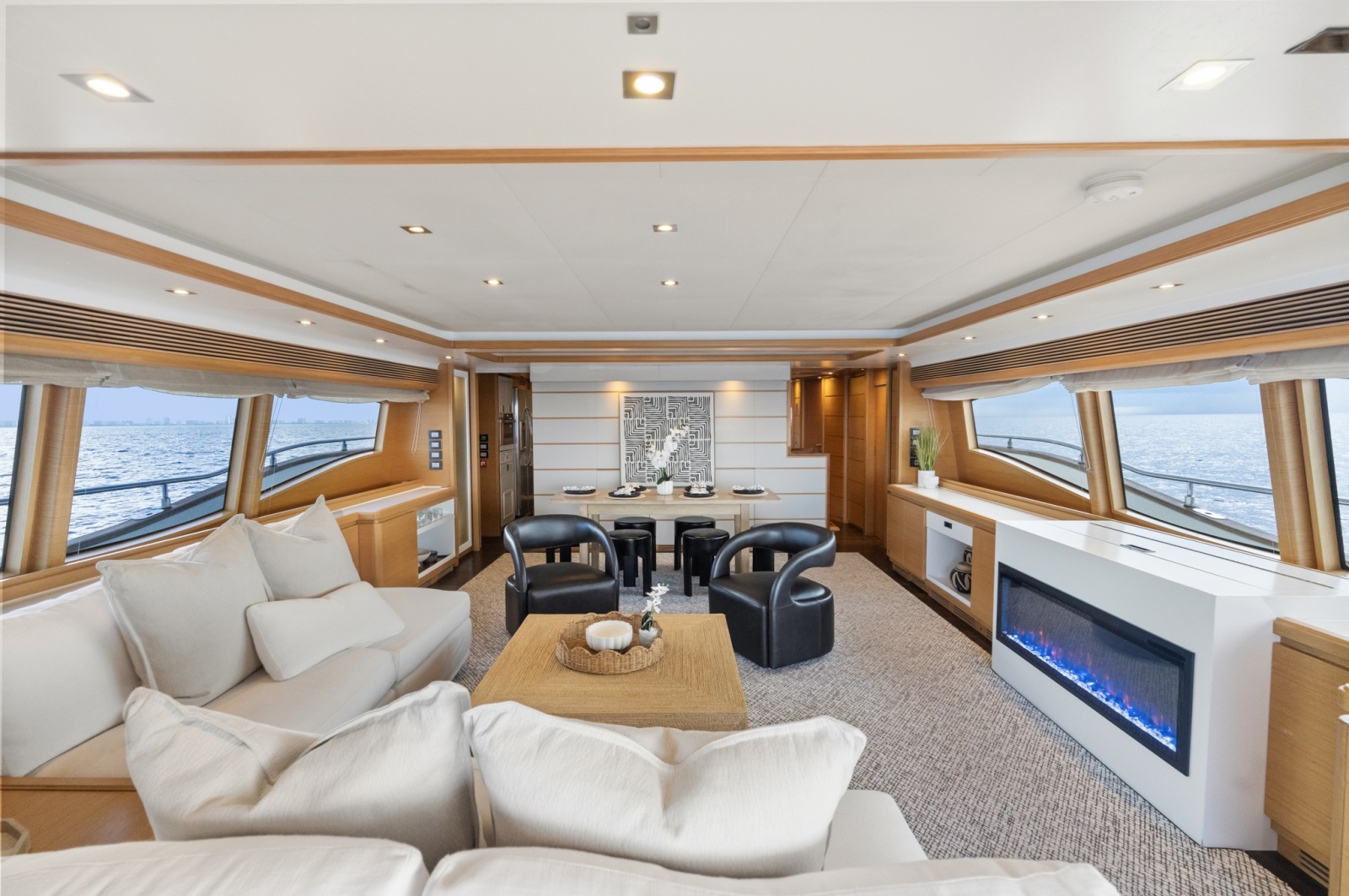2011 Ferretti Yachts Custom Line