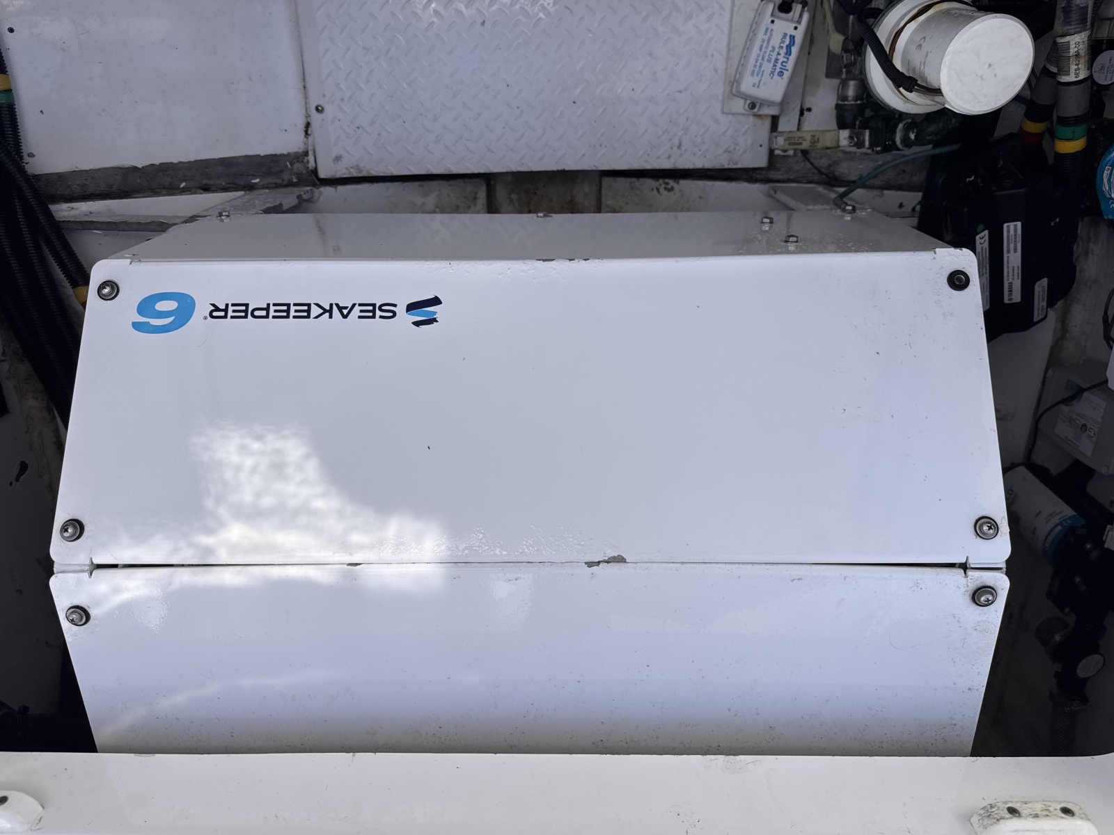 2016 Everglades 435 CC