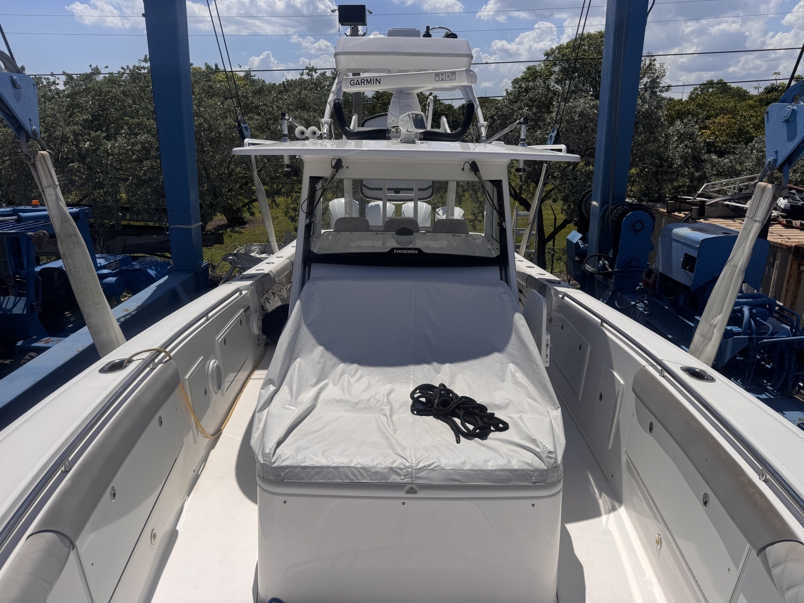 2016 Everglades 435 CC