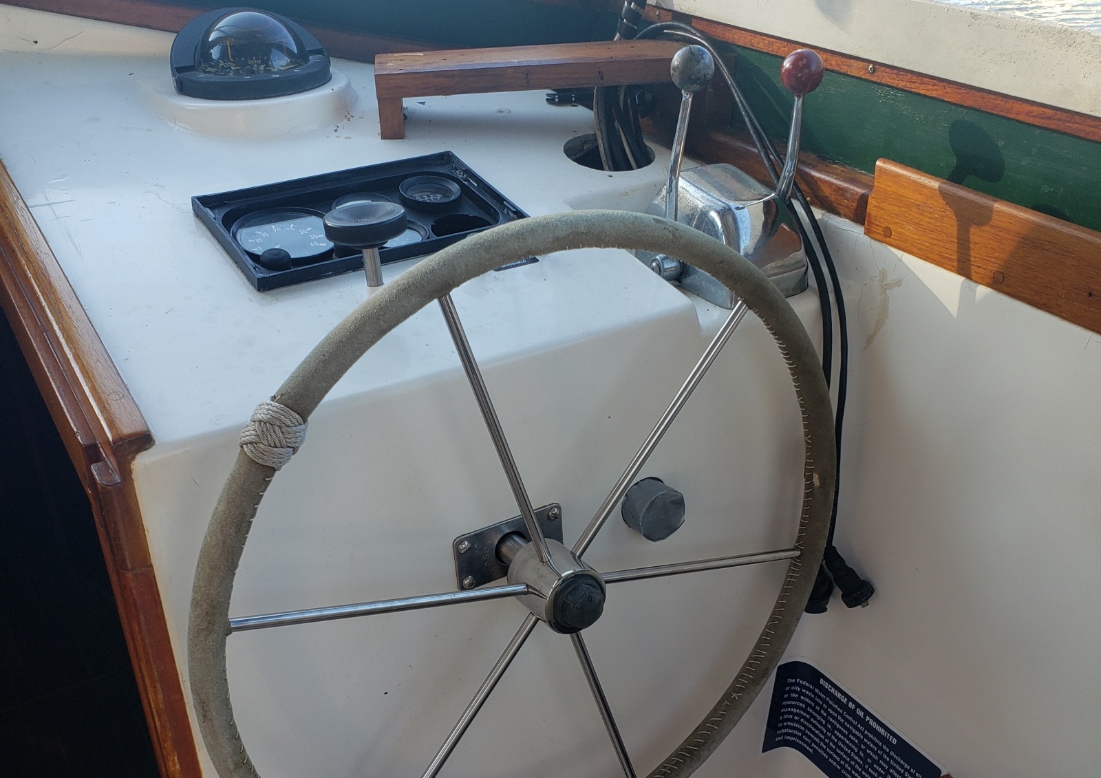 1989 Cape Dory MS300