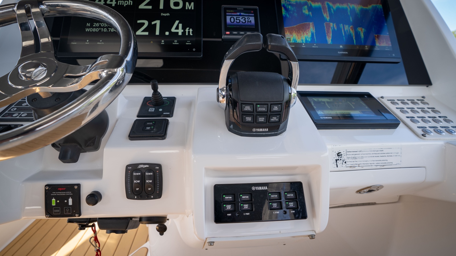 2019 Intrepid 475 Sport Yacht