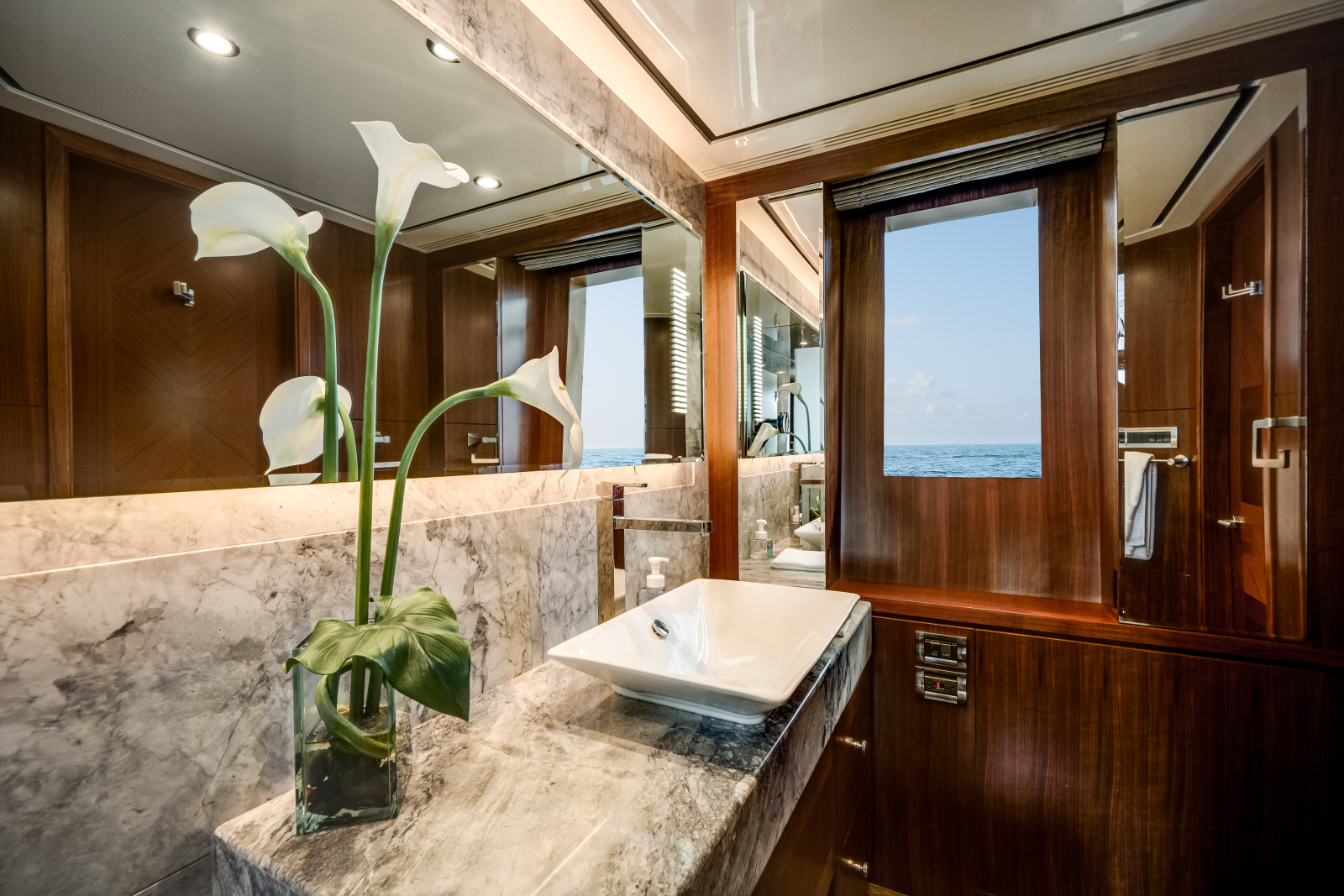 2018 Ocean Alexander 100 MY