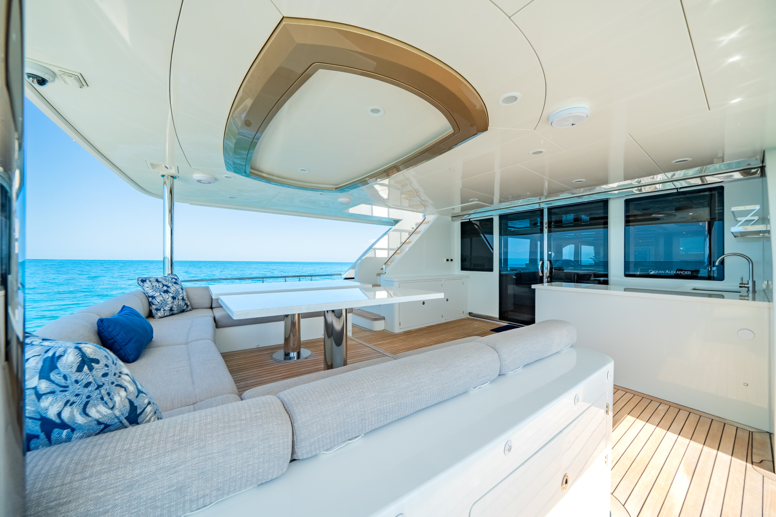 2018 Ocean Alexander 100 MY