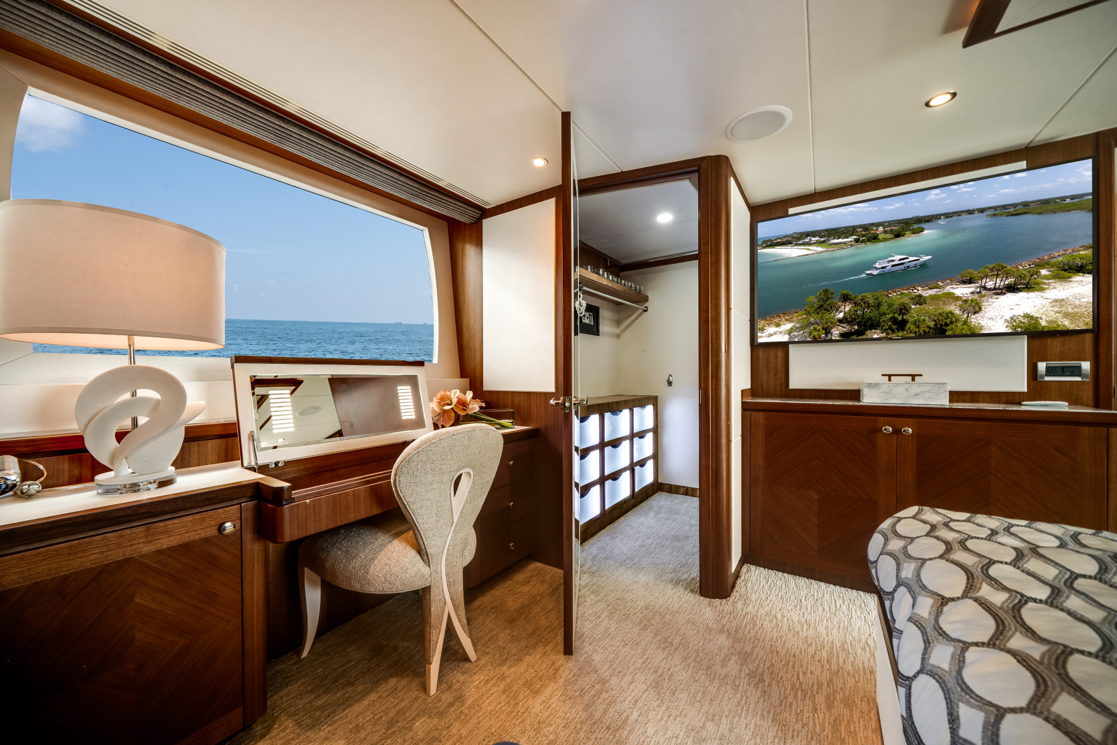 2018 Ocean Alexander 100 MY