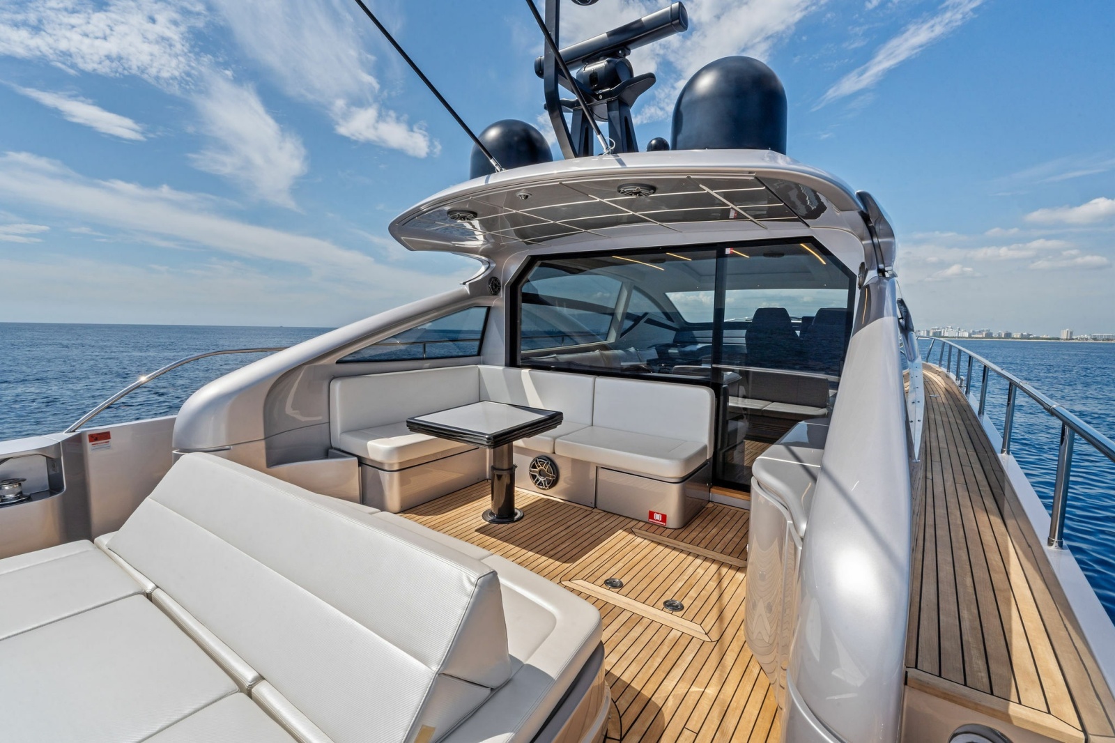 2023 Pershing 6X