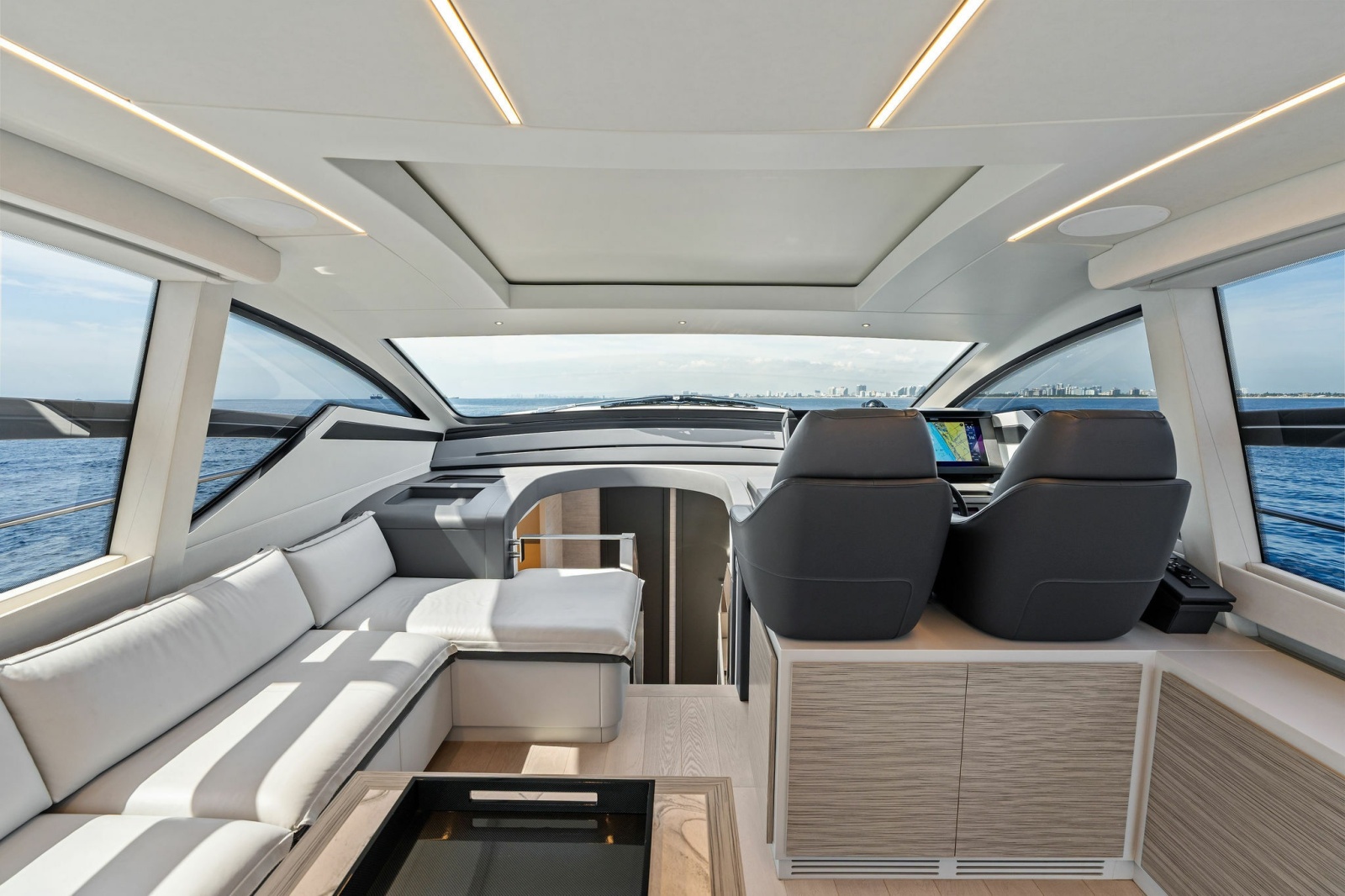 2023 Pershing 6X