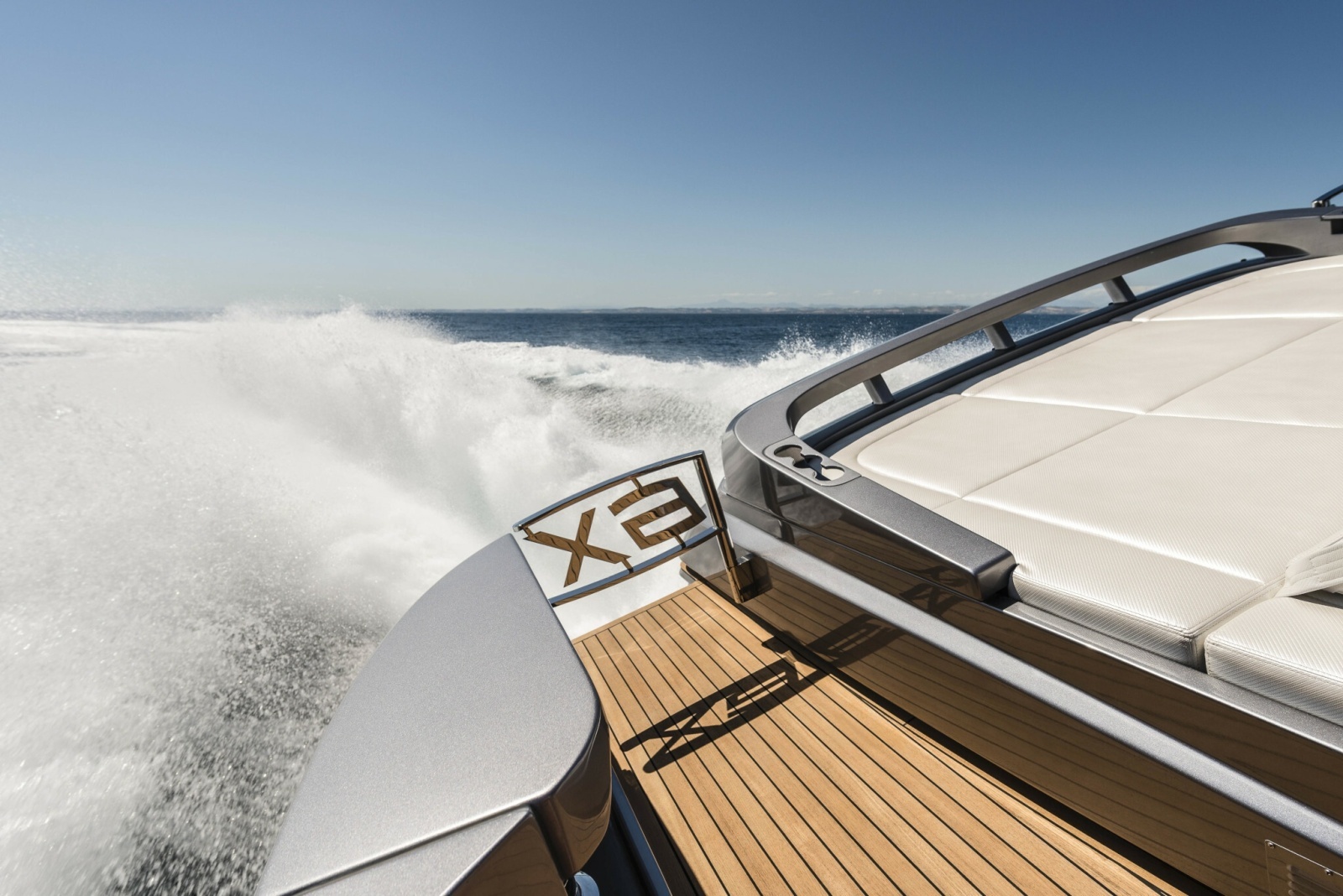 2023 Pershing 6X