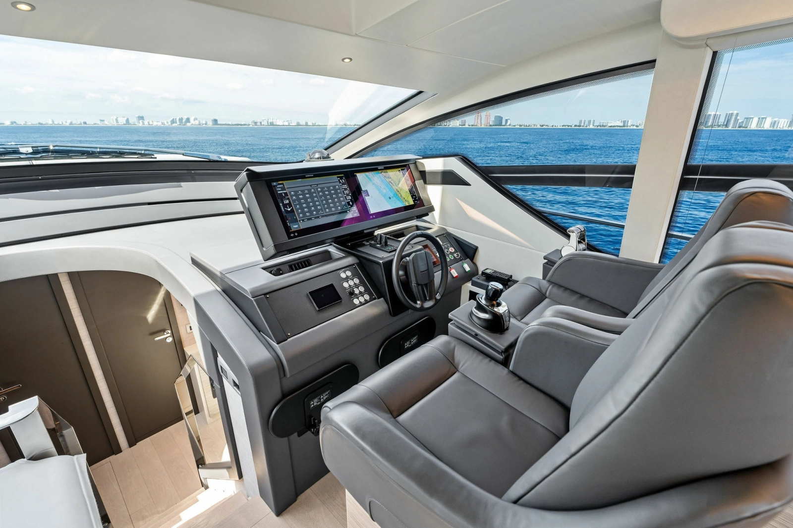 2023 Pershing 6X