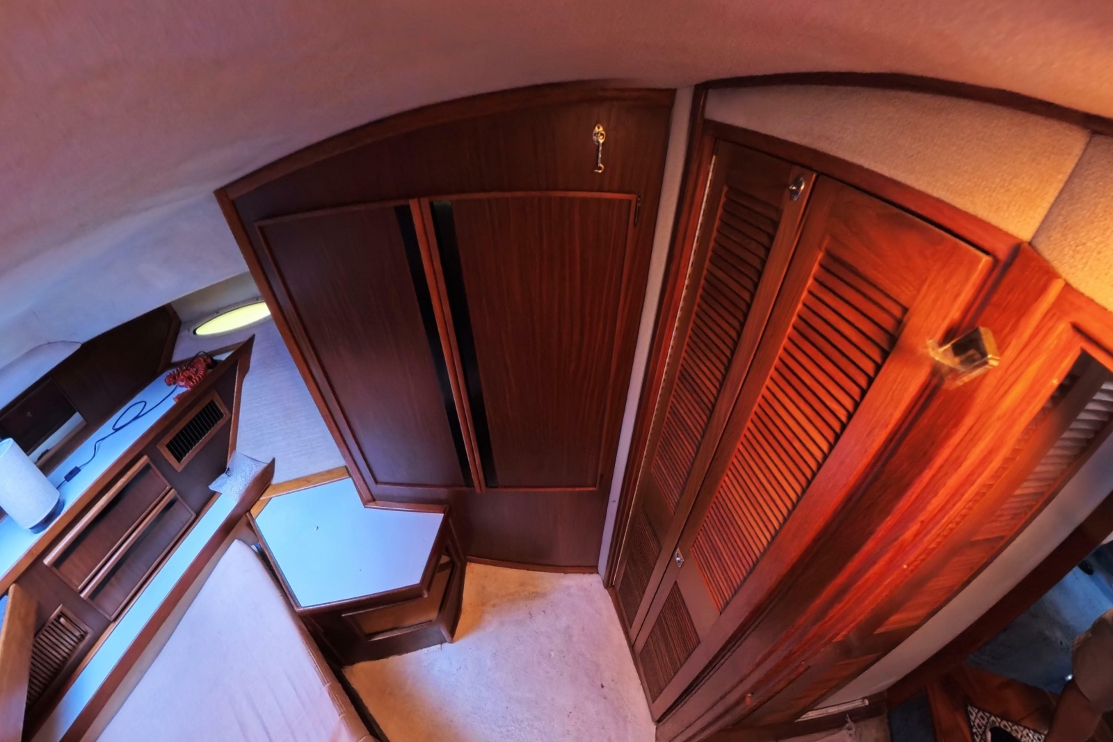 1988 Sea Ray 415 Aft Cabin