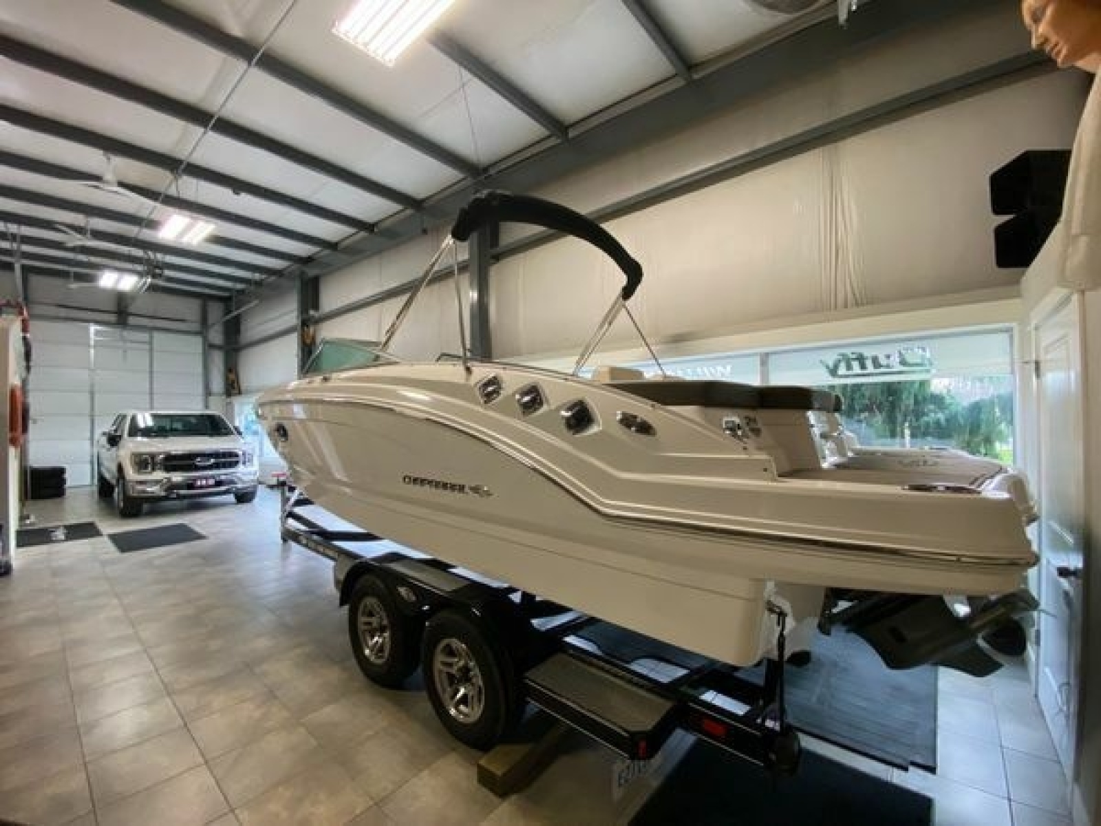 2020 Chaparral 24 SSI