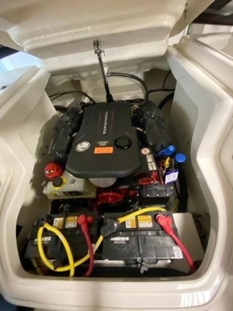 2020 Chaparral 24 SSI